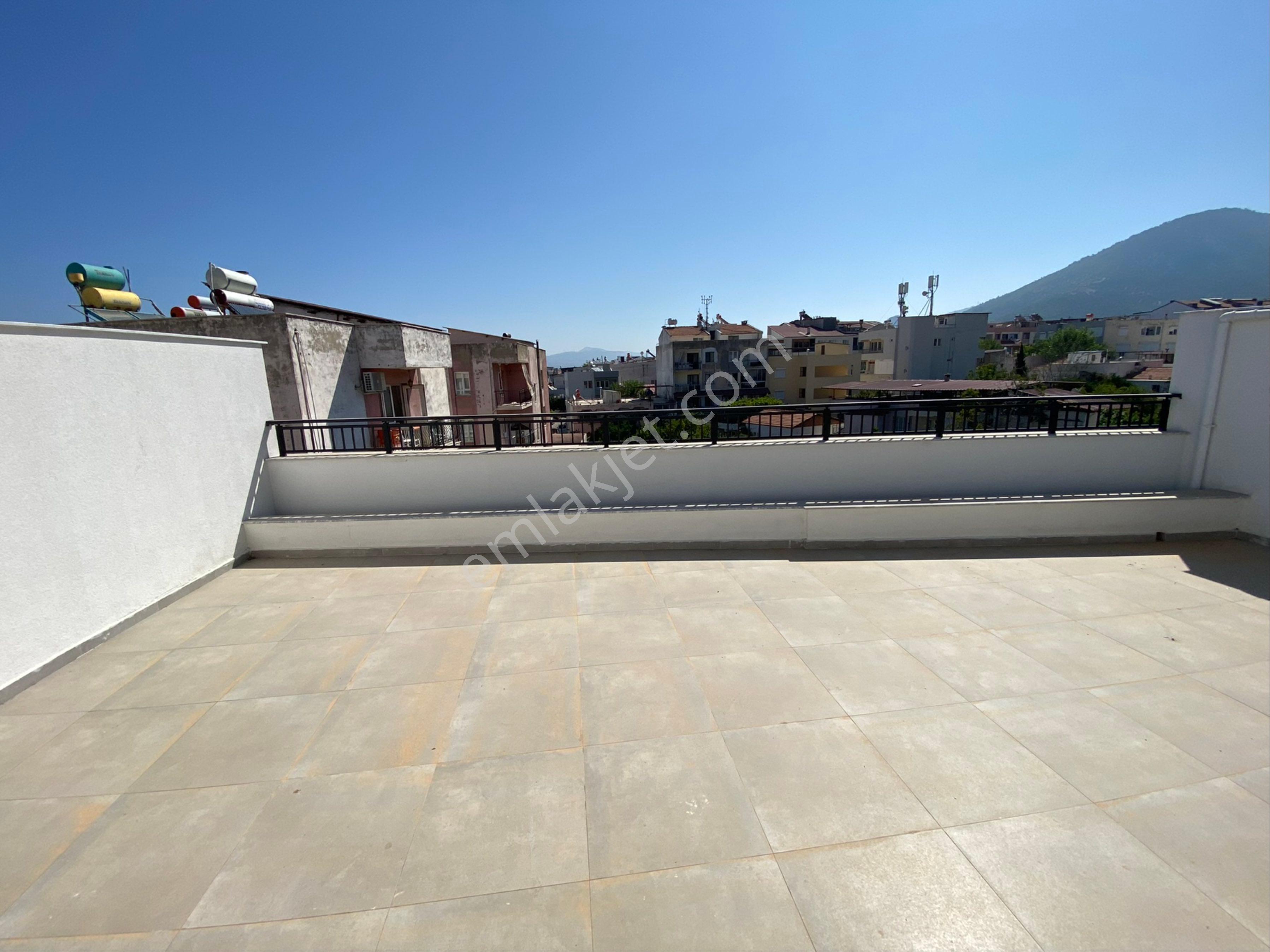 Kuşadası Güzelçamlı'da Satılık Sıfır Yapım Dubleks Daire - Görsel 36