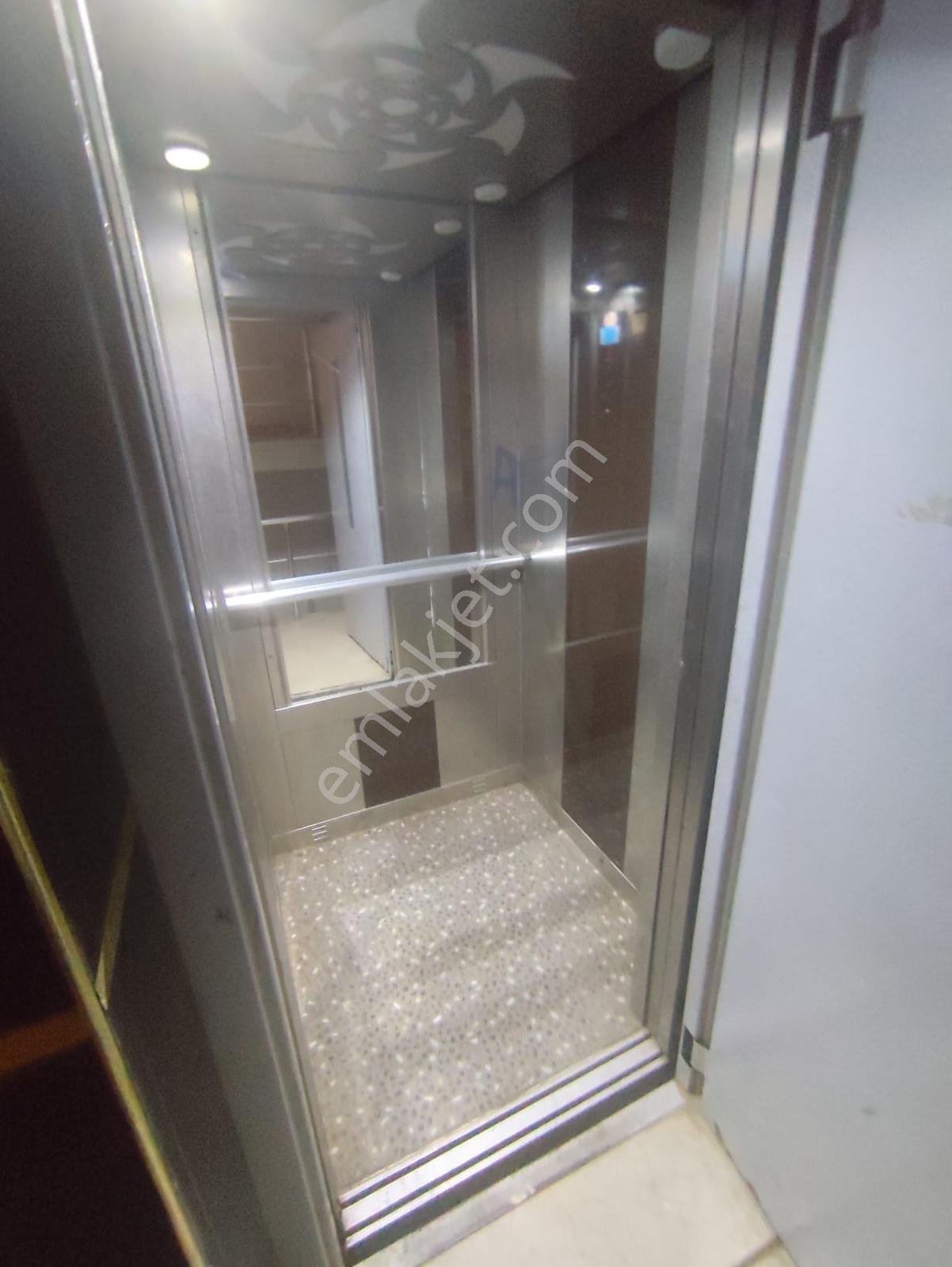Ayyıldız Emlak-2+1 Stüdyo 60 M2 Üniversite Civarı Merkezi Konum - Görsel 11
