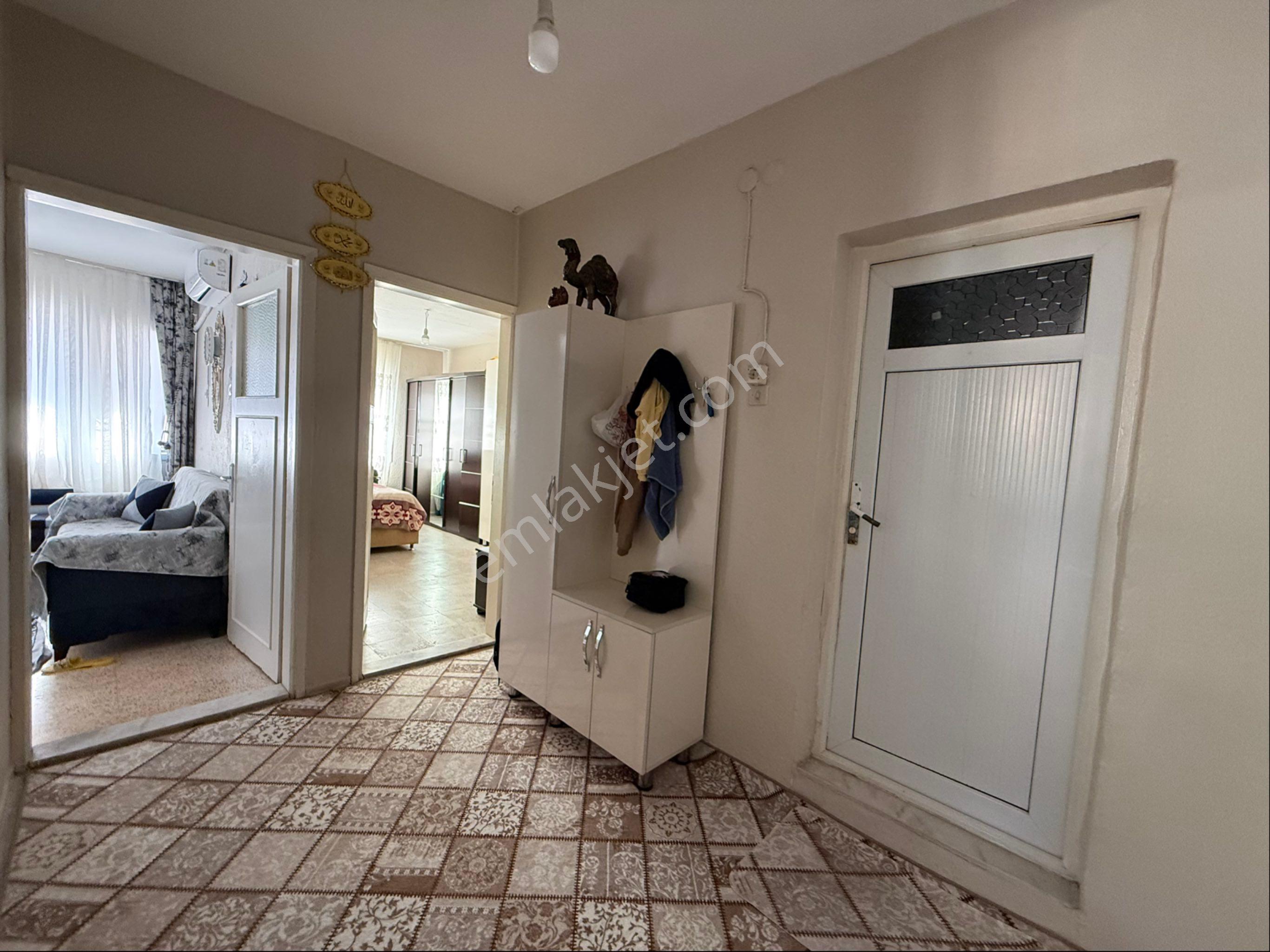 İzmir Gümüşpala’da Komple Satılık Bina 🏢 | 3 Bağımsız Daire 🔑 | 85 M² 📐 | Yatırımlık Fırsat 💰 - Görsel 7