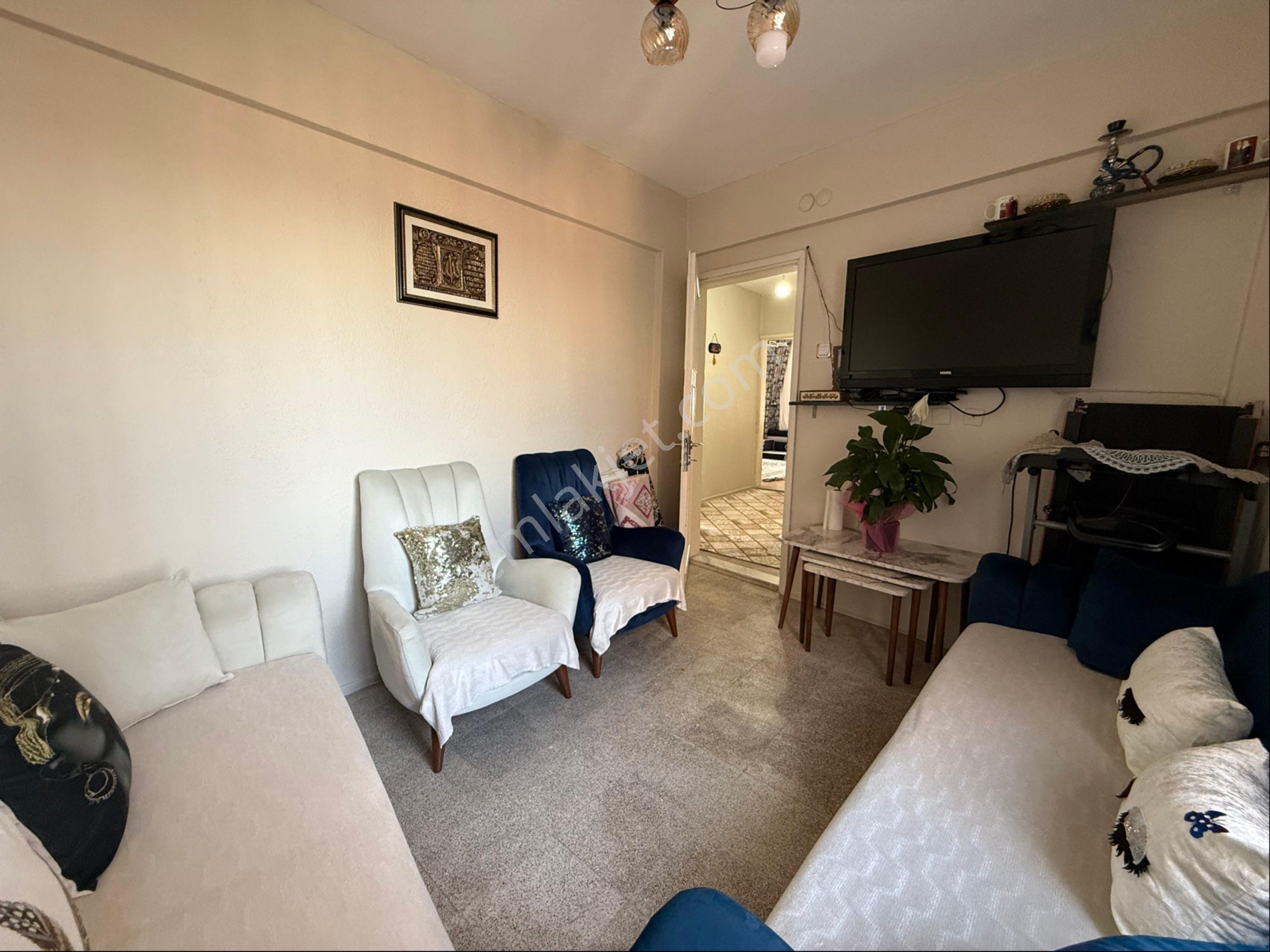 İzmir Gümüşpala’da Komple Satılık Bina 🏢 | 3 Bağımsız Daire 🔑 | 85 M² 📐 | Yatırımlık Fırsat 💰 - Görsel 16