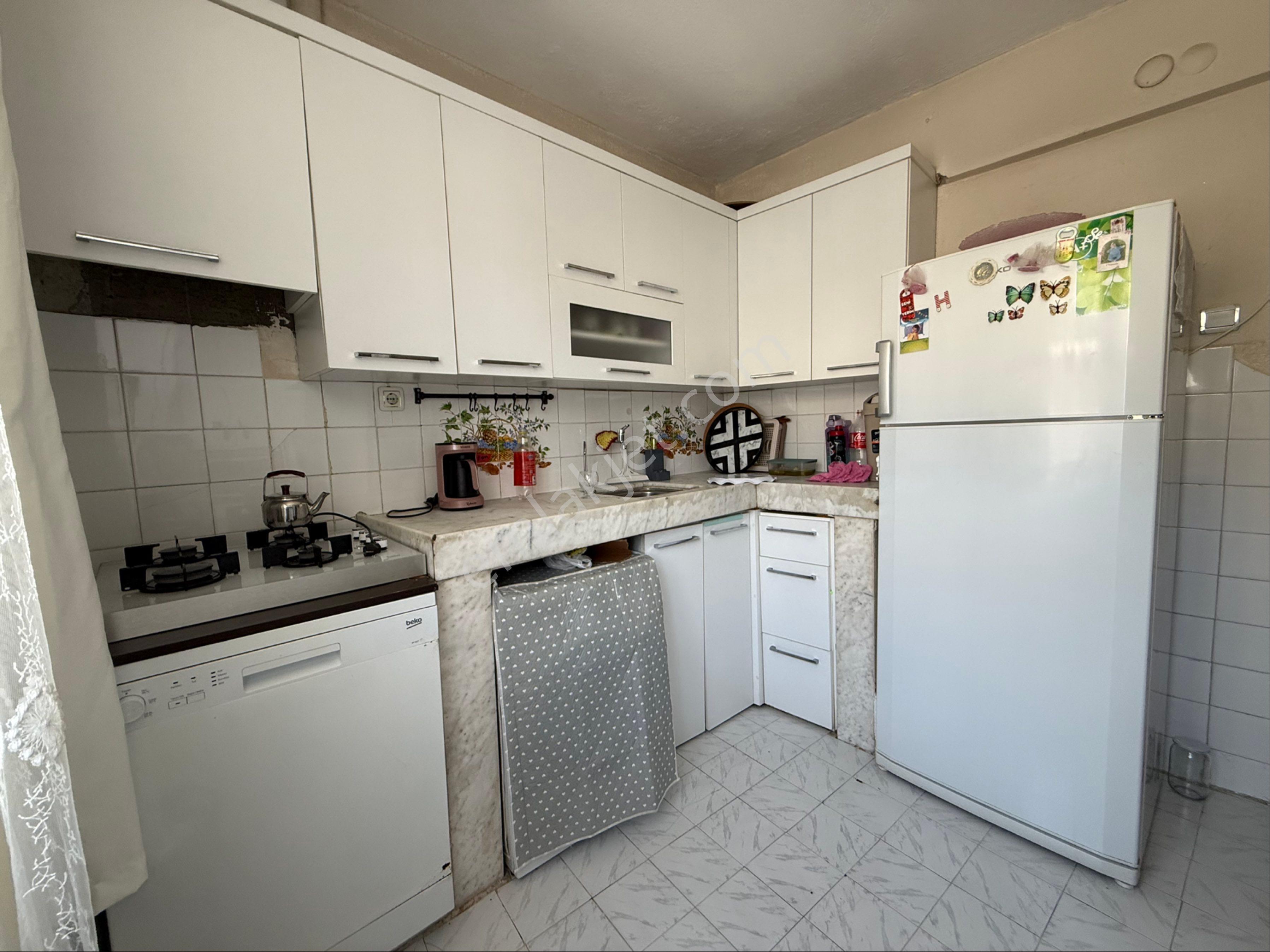 İzmir Gümüşpala’da Komple Satılık Bina 🏢 | 3 Bağımsız Daire 🔑 | 85 M² 📐 | Yatırımlık Fırsat 💰 - Görsel 17