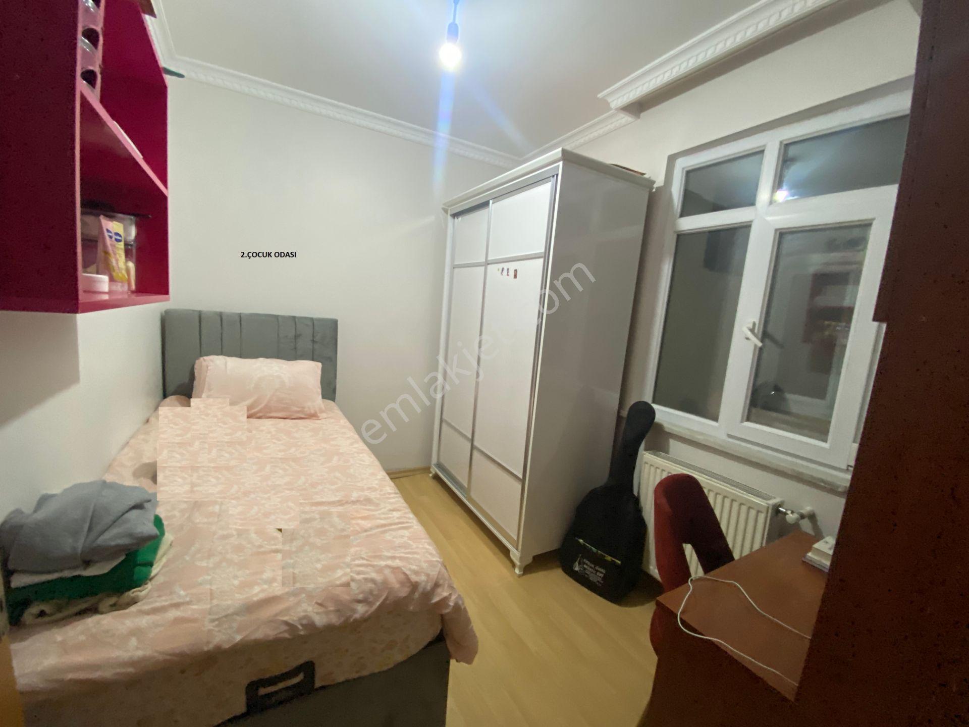 Avrupa Emlak Tan Menderes Mh 95m² 3+1 Bahçe Kat,metroya Yakın,çift Banyolu,14 Yıllık İskanlı,satılık - Görsel 13