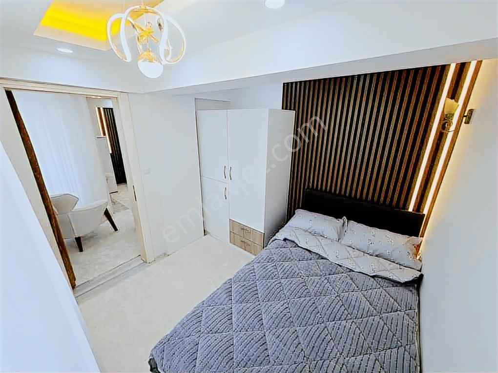 Sıfır Eşyalı Önü Açık Asansörlü Cadde Üstü 1+1 Stüdyo Dairemiz - Görsel 23
