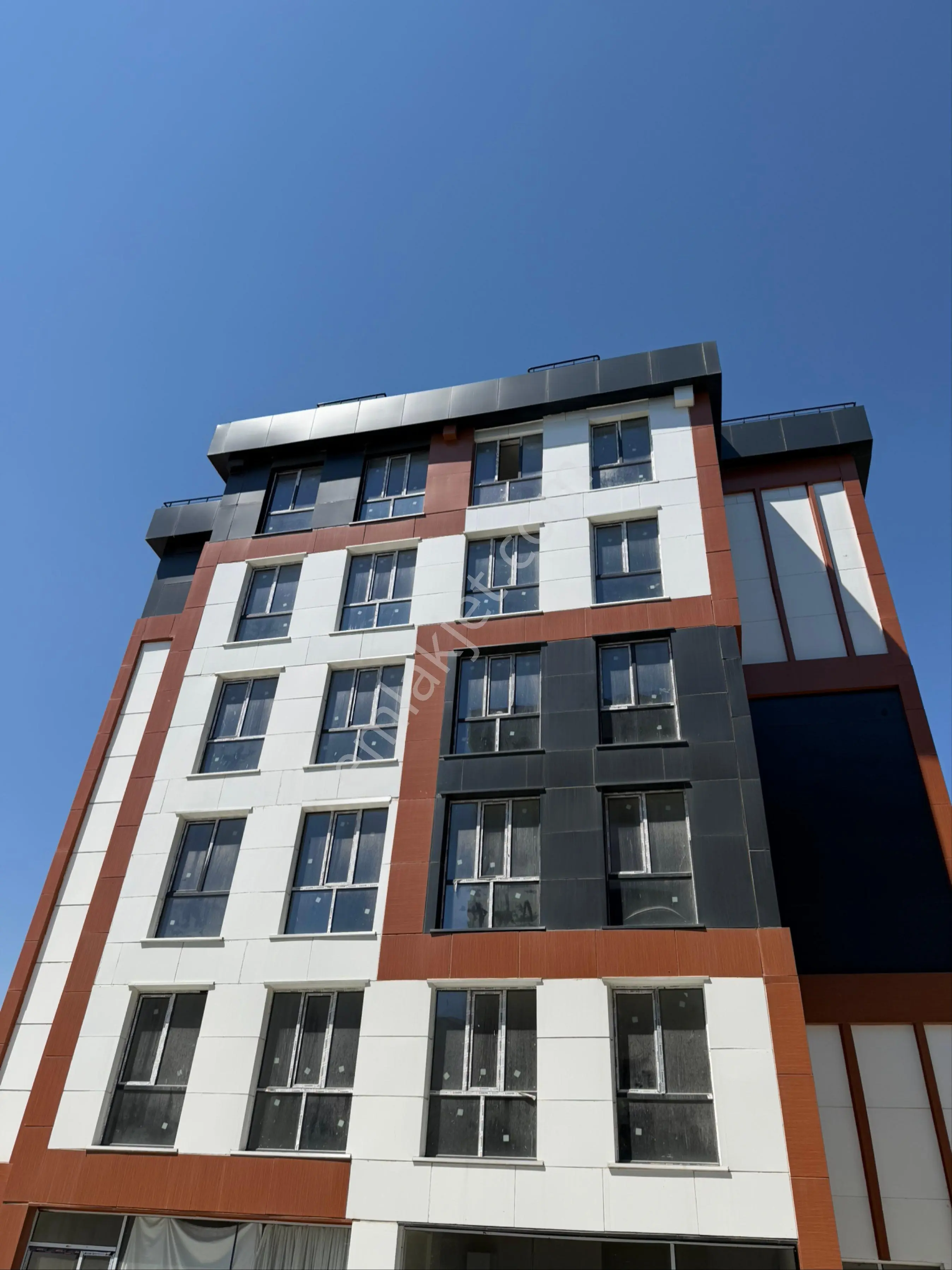 Arnavutköy Taşoluk Mah 2+1 Site İçerisinde Kiralık Daire