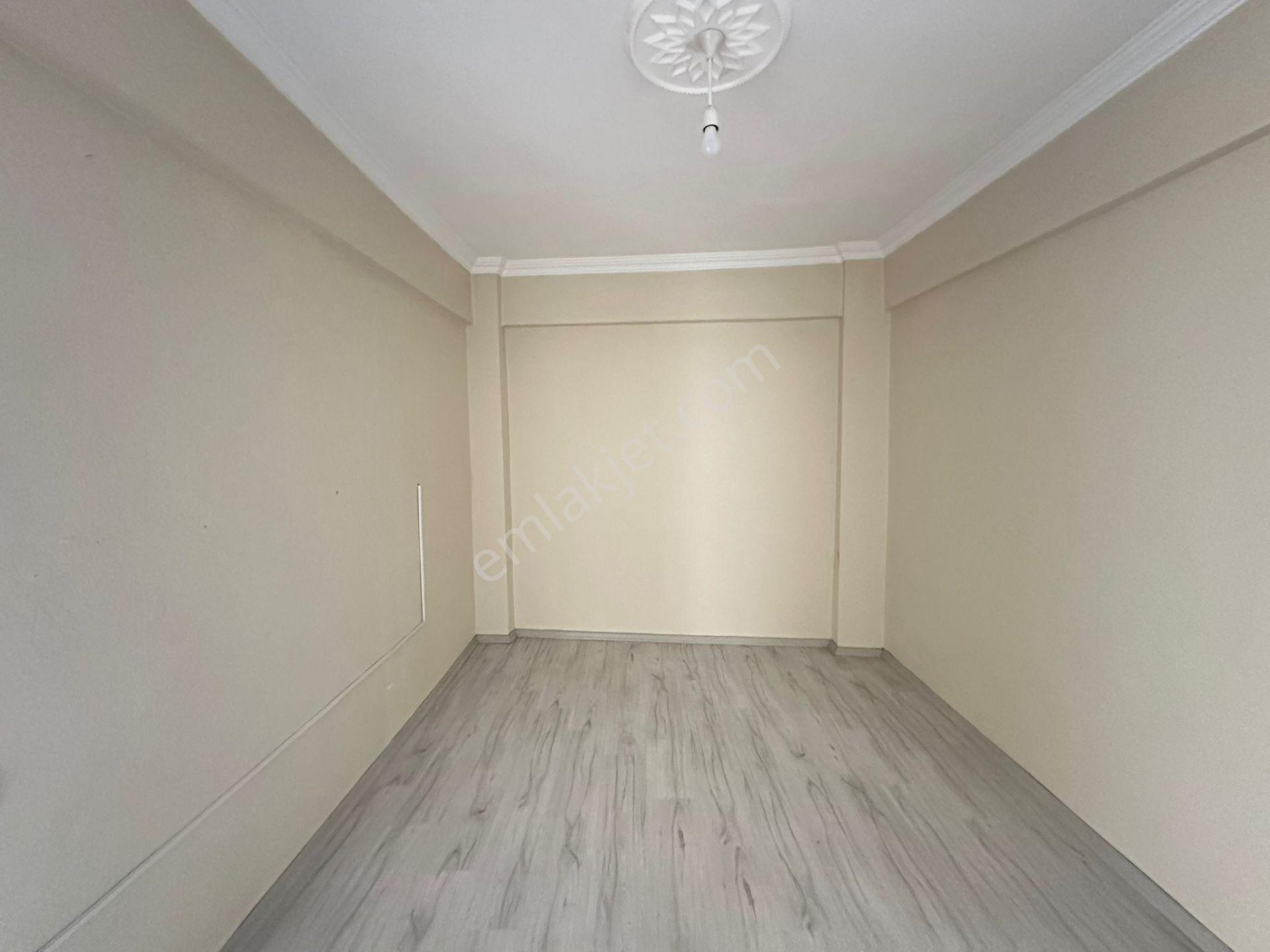 Çerkezköy Öztrak Caddesinde Ön Cephe 2+1 Kiralık Daire - Görsel 5