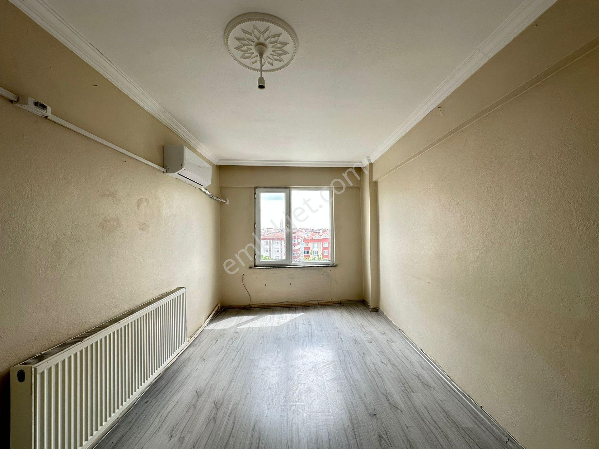 Çerkezköy Öztrak Caddesinde Ön Cephe 2+1 Kiralık Daire - Görsel 10