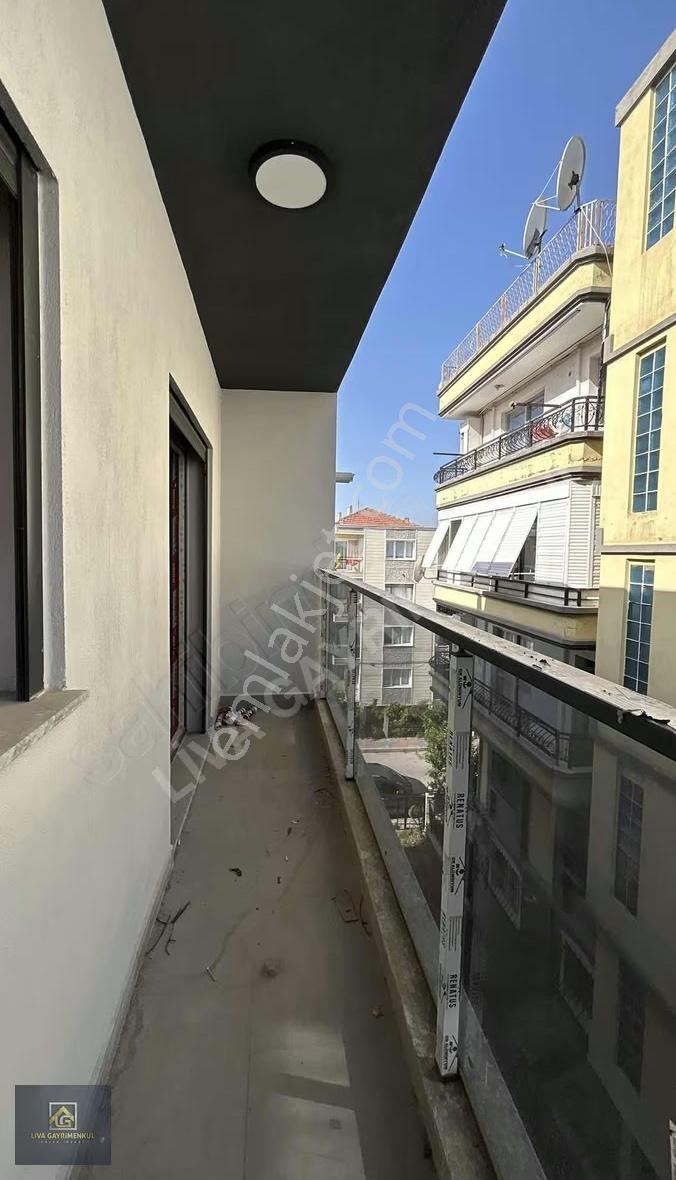 Buca Yiğitler'de Sıfır 2+1 Lüks Daire Çift Balkon Yerden Isıtma - Görsel 18