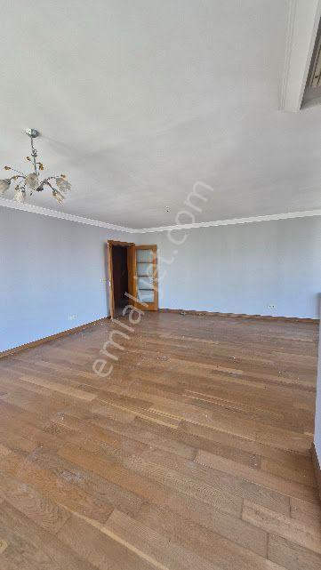 Küçükçekmece Atakent Güneşpark Evleri 1 De Peyzaj Manz.boş Kiralık 194m2 4+1 - Görsel 12