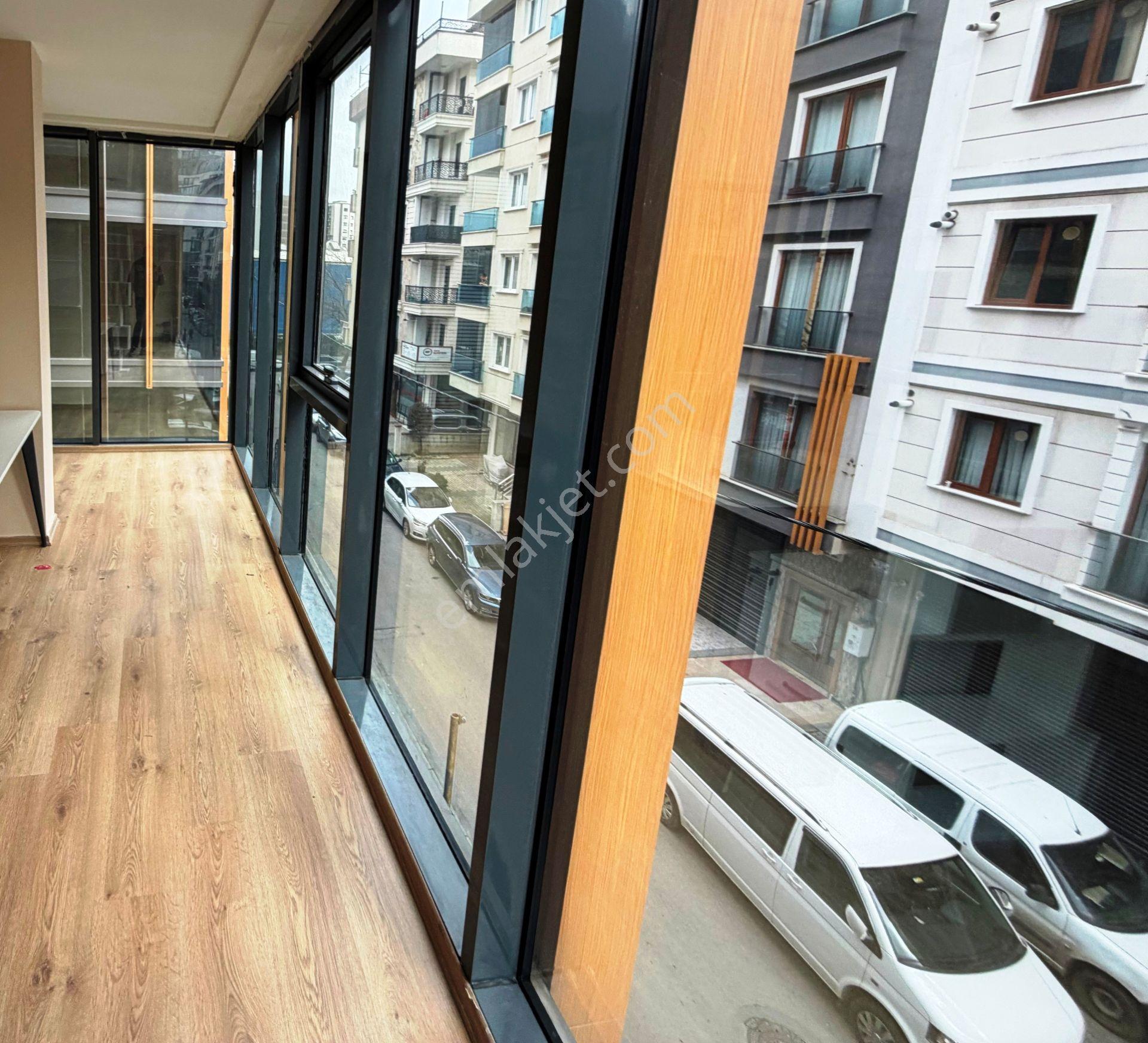 Sancaktepe Panasonic Yanında Otoparklı 2.kat Kiralık Plaza Katı - Görsel 15