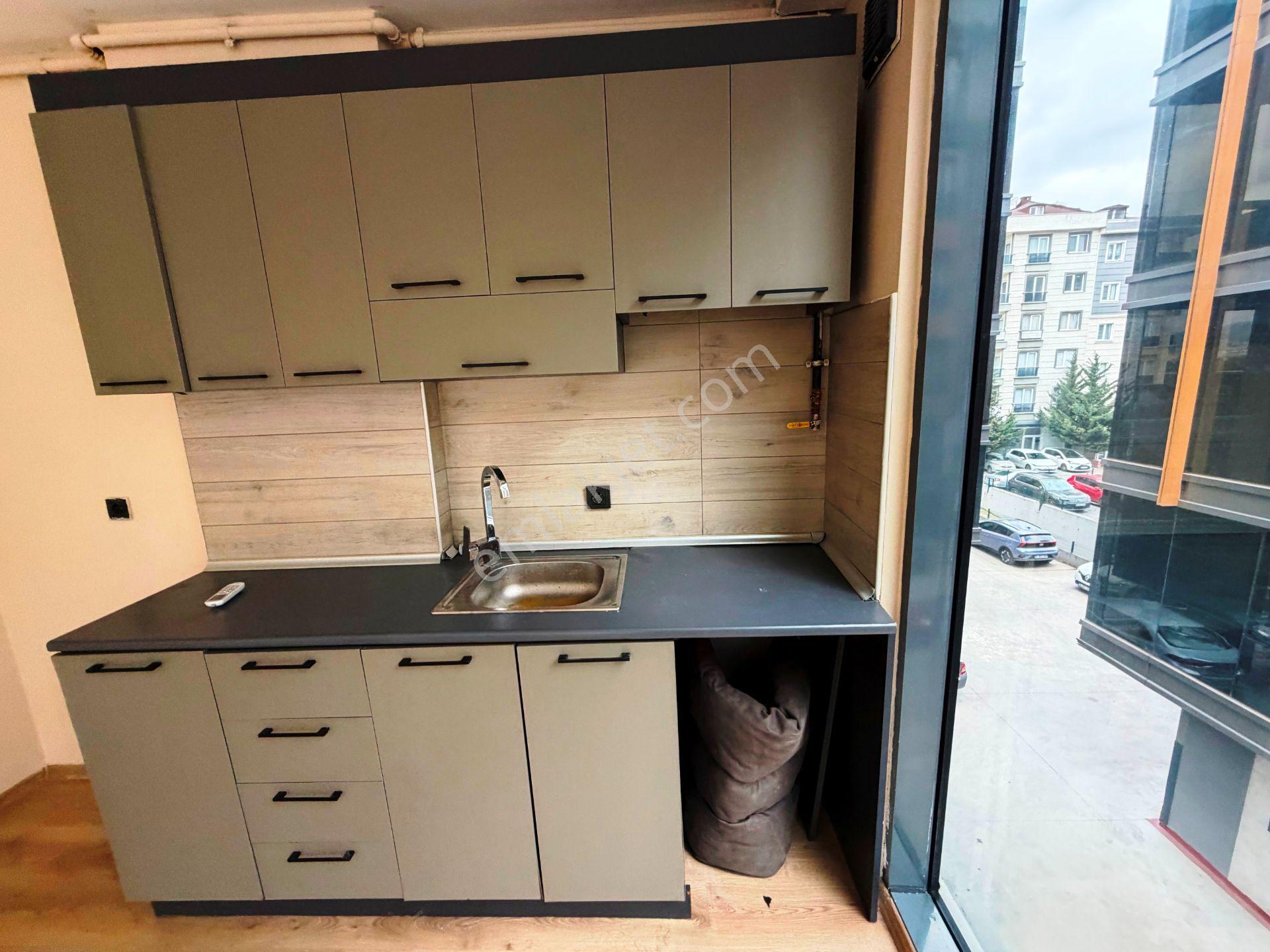Sancaktepe Ebubekir Cd.8 Yıllık 50m2 Mutfaklı Wc'li Kiralık Ofis - Görsel 14