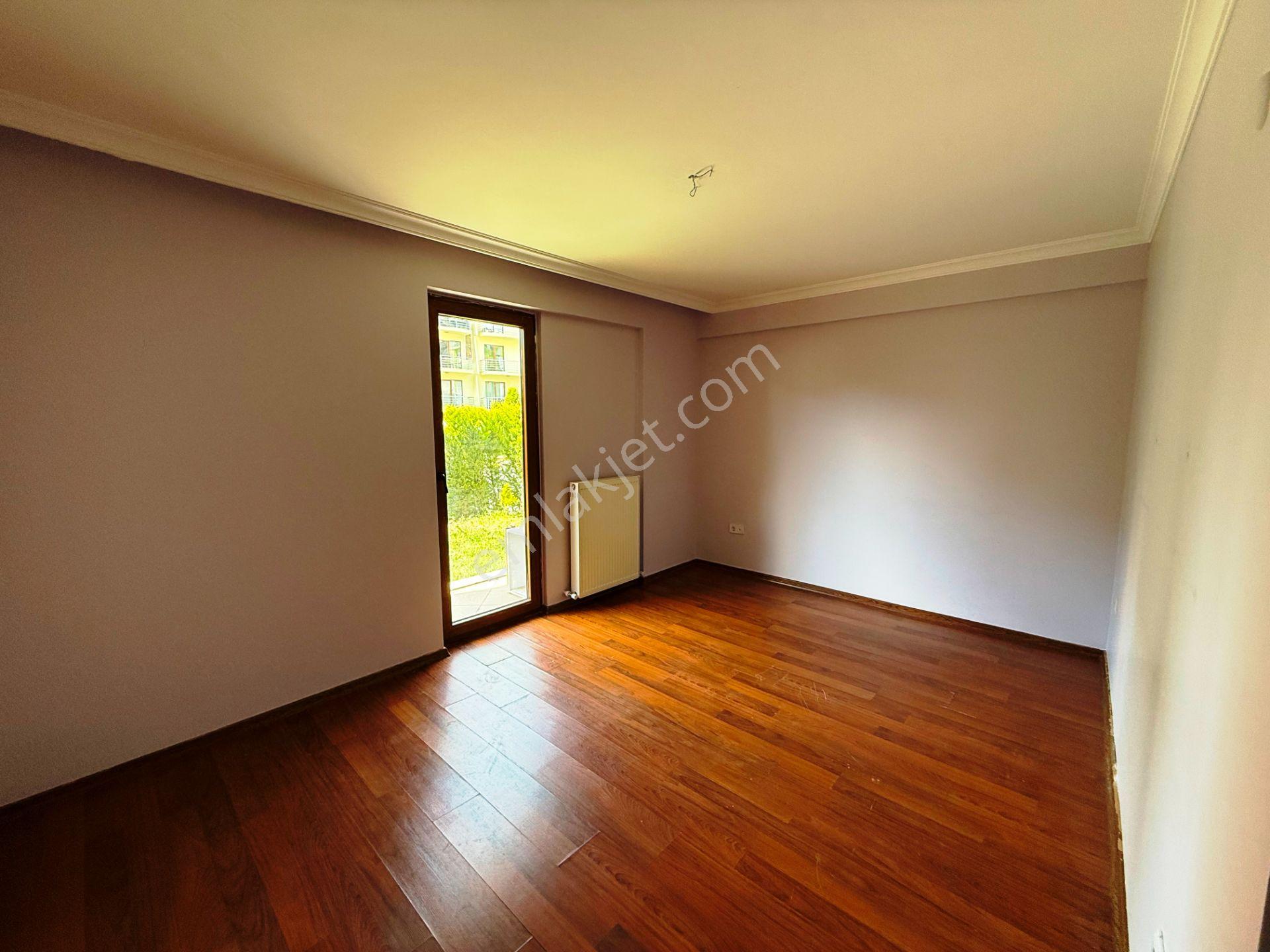 Sancaktepe Sarı Evler'de 145+25m2 Bahçeli 2 Banyolu Kiralık 3+1 - Görsel 7