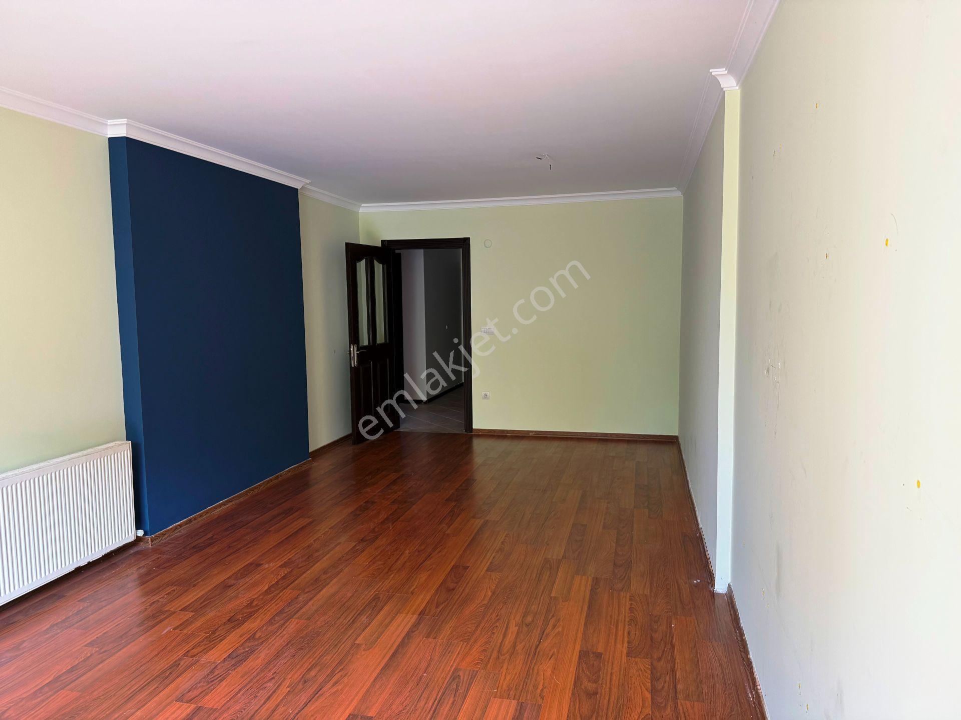 Sancaktepe Sarı Evler'de 145+25m2 Bahçeli 2 Banyolu Kiralık 3+1 - Görsel 6