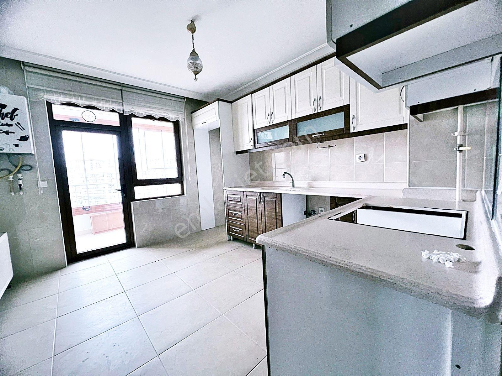 Veranka'dan Burç Mah. Seval Cadde Yakını Ebeveyn Banyo 3+1 Daire - Görsel 2