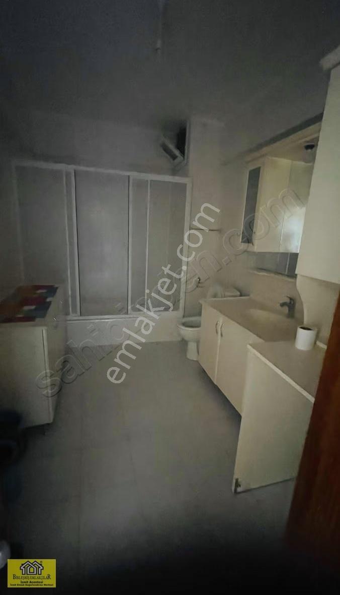 İzmit'te Merkezi Konumda Kiralık 2+1 Asansörlü Daire - Görsel 6