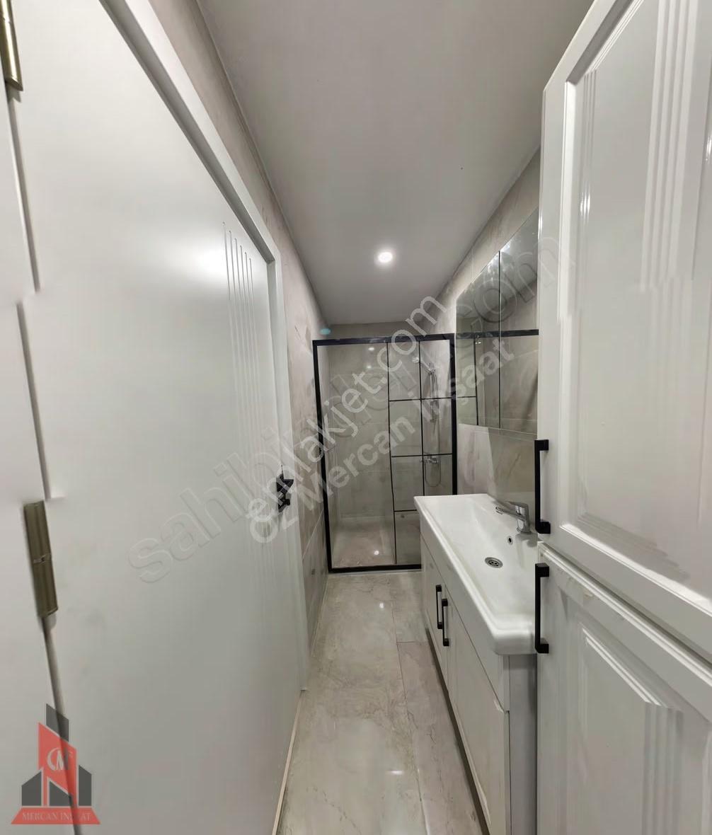 Bolluca' Da Site İçerisinde Kapalı Otoparklı 2+1 Arakat Daire - Görsel 15