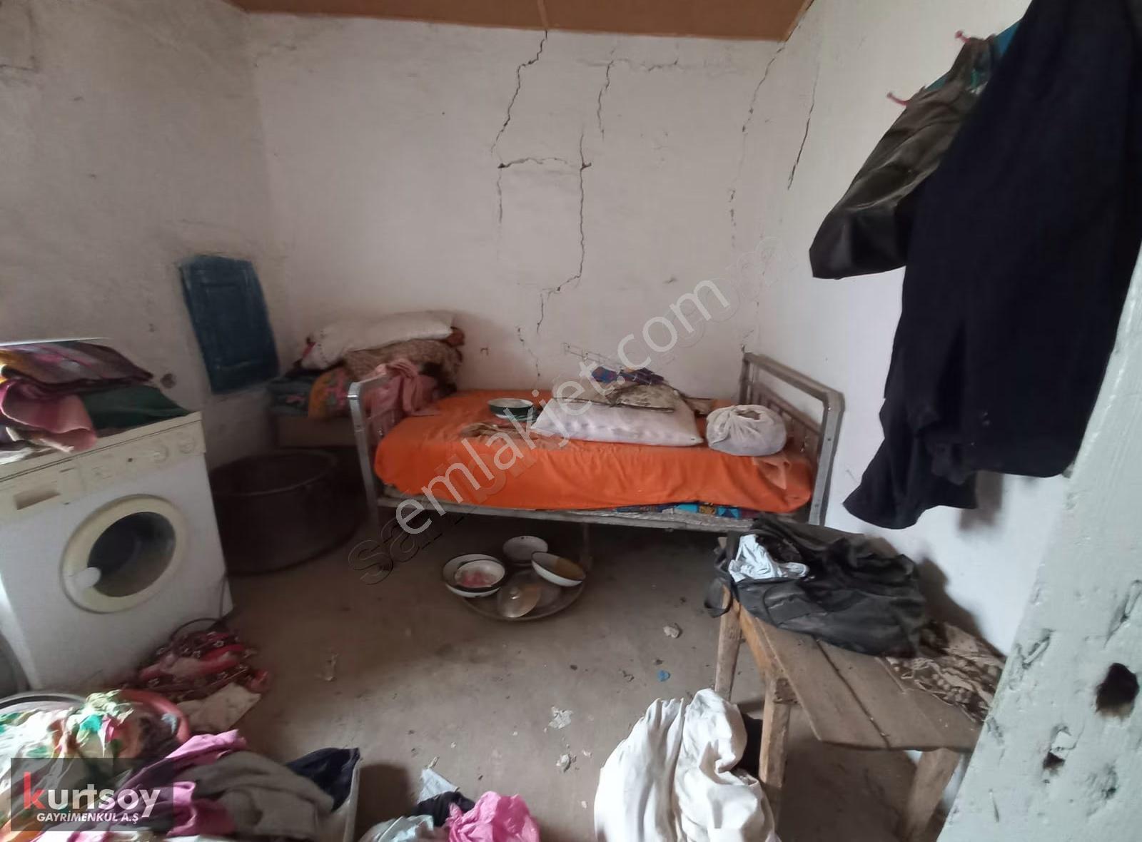 Uygun Fiyata, Başhoroz Köyünde Müstakil Ev, Arsa Ve Tarlalar - Görsel 6