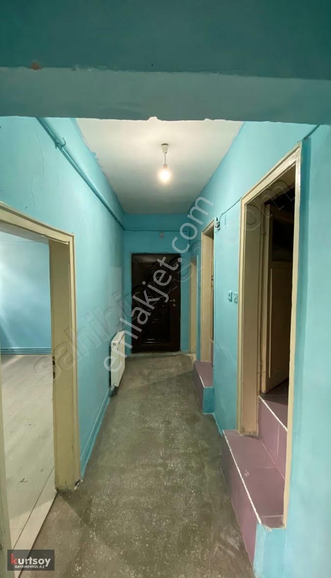Fevzi Çakmak Mah. Doğalgazlı 2+1 Temiz Bodrum Kat Acil Satılık - Görsel 3