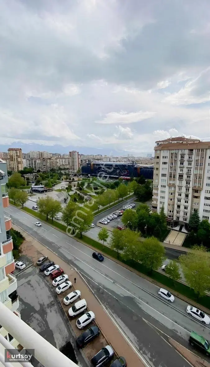 Kurtsoy'dan Erciyes Evler Tuna Caddesinde Kiralık 3+1 Daire - Görsel 2