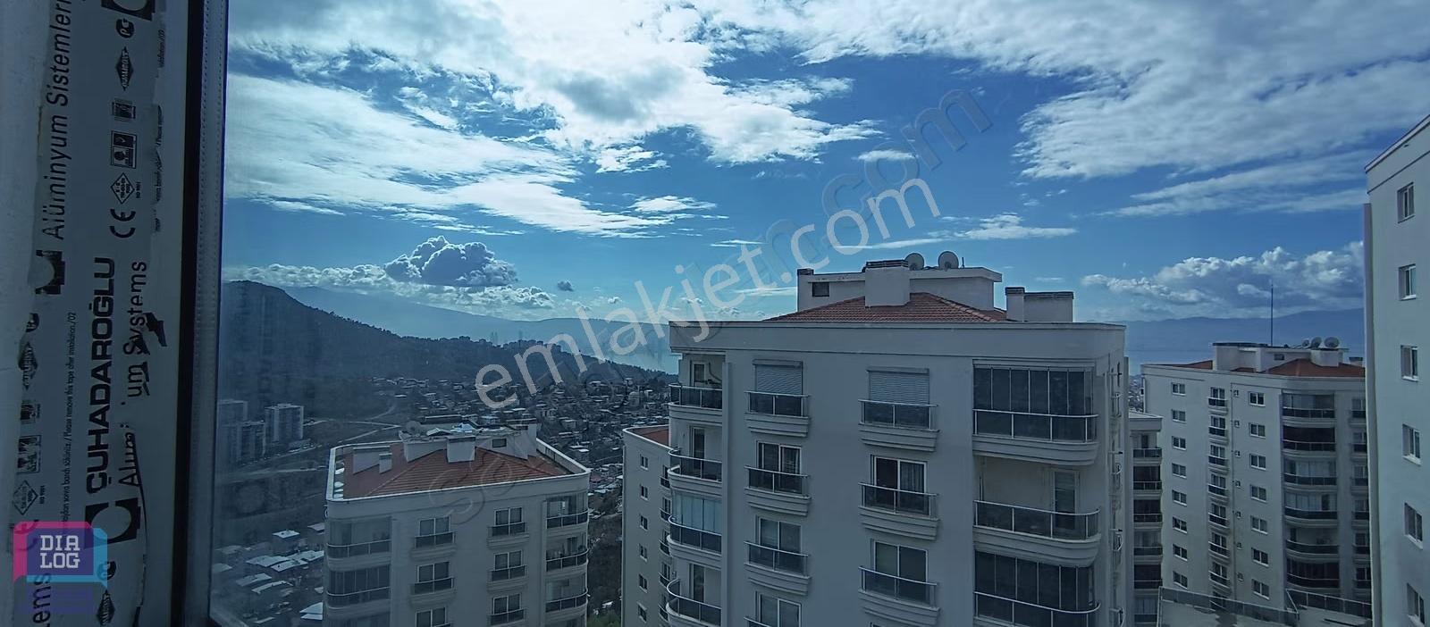 Körfez Mahallesi'nde Site İçerisinde Deniz Manzaralı Geniş 3+1 - Görsel 8
