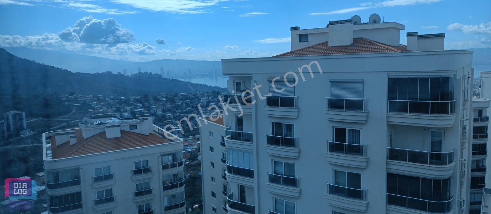 Körfez Mahallesi'nde Site İçerisinde Deniz Manzaralı Geniş 3+1 - Görsel 23