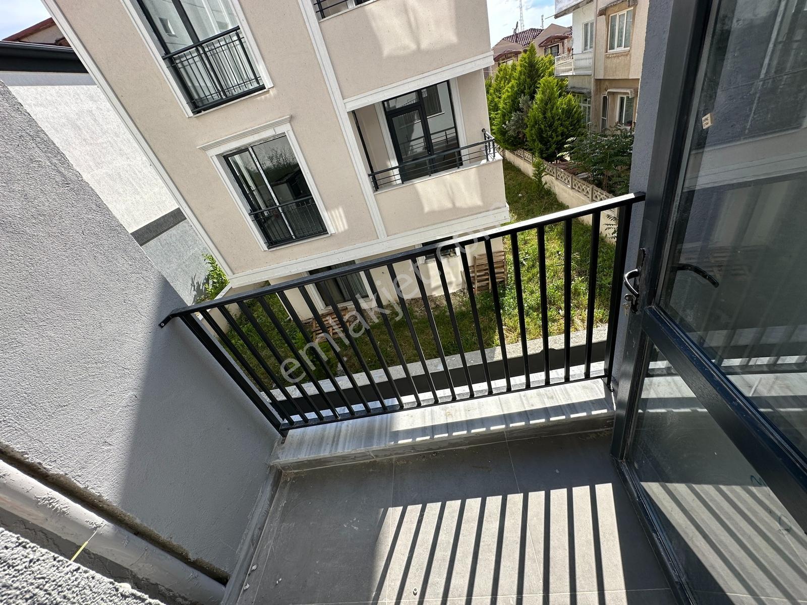 Ege Emlak'tan Muammer Aksoy Caddesi Üzeri Lüks 1+1 Satılık Daire - Görsel 12