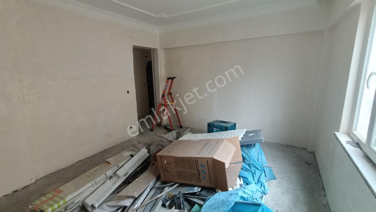 Şehzade'den Hacıkaplanlar Mah. 2+1 Satılık Natamam Daire - Görsel 7