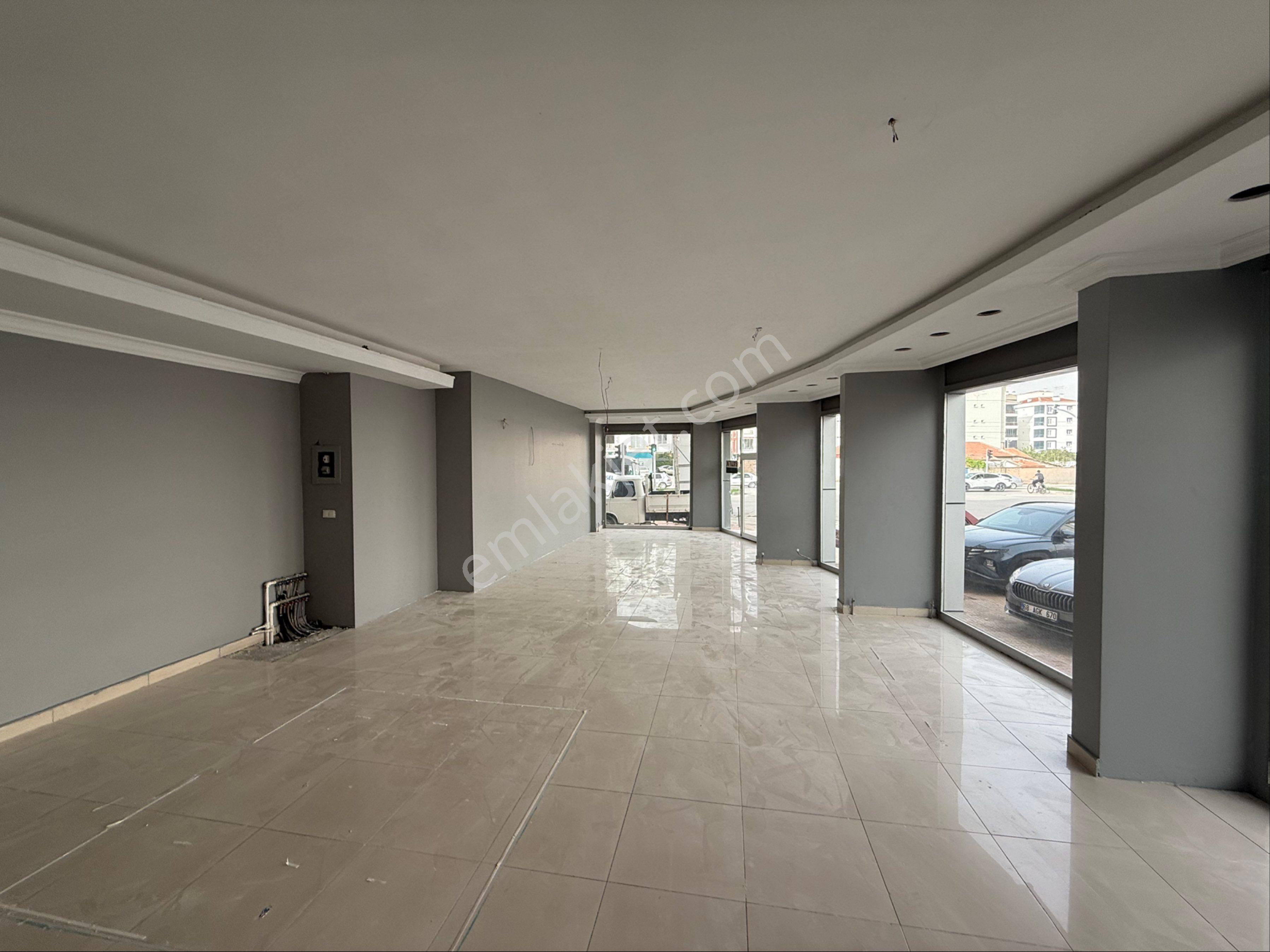 Han Gayrimenkulden Alparslan Türkeş Bulvarında 165 M² Kiralık Dükkan - Görsel 10