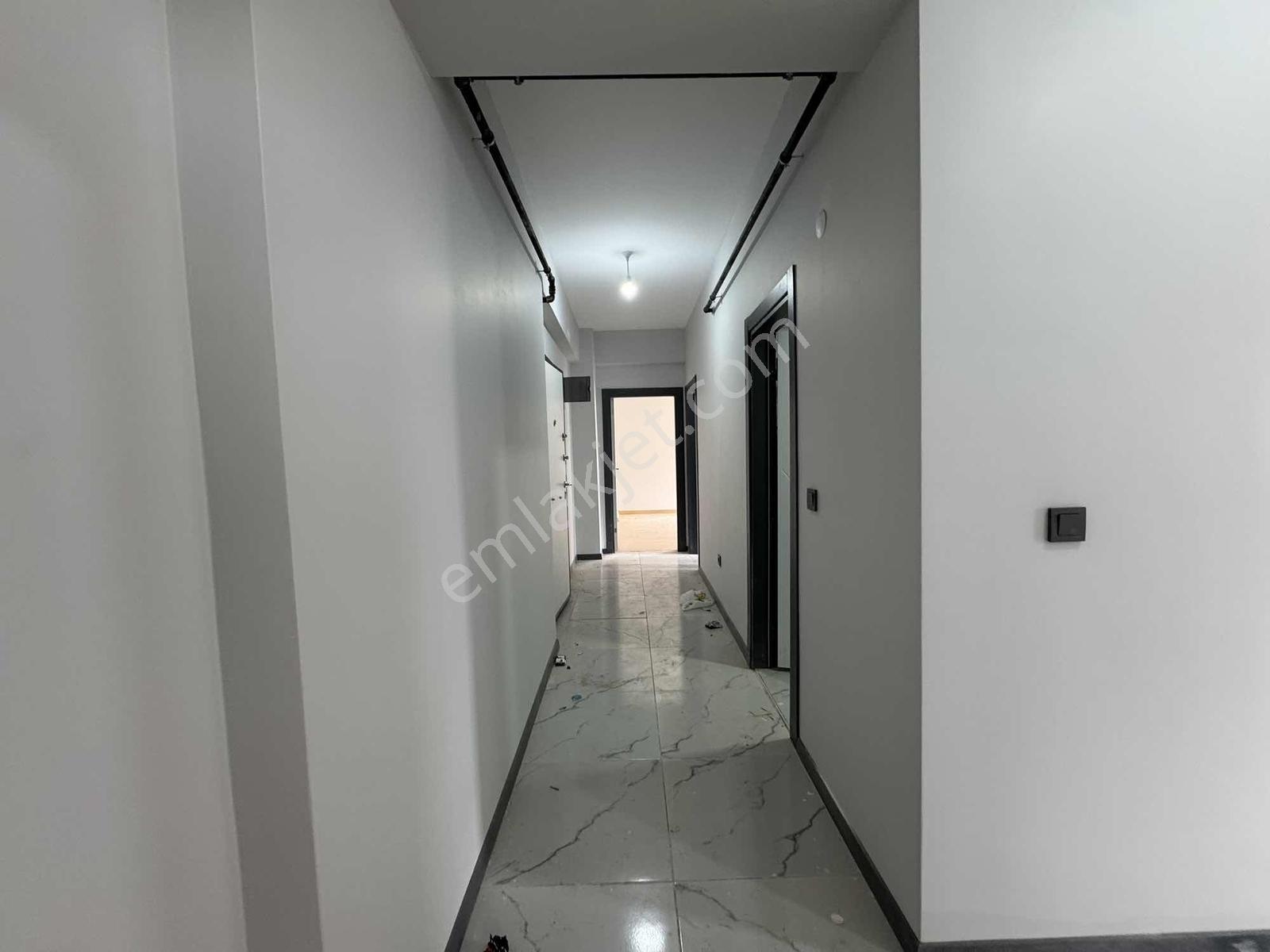 Ze/max Gayrimenkul'den Sıfır İskanlı Arakat 3+1 Kiralık Daire - Görsel 16