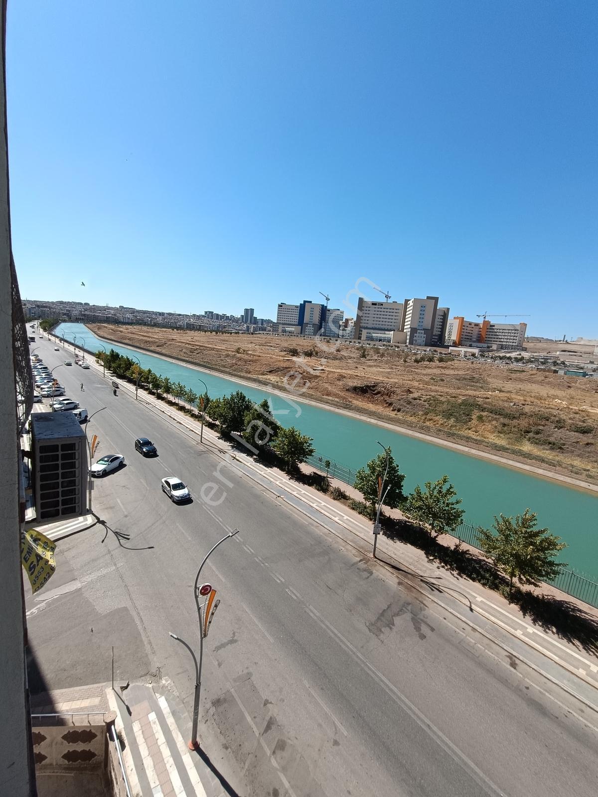 Babacandan Kanal Boyunda İçi Full Yapılı 4+1 Ara Kat Daire - Görsel 10