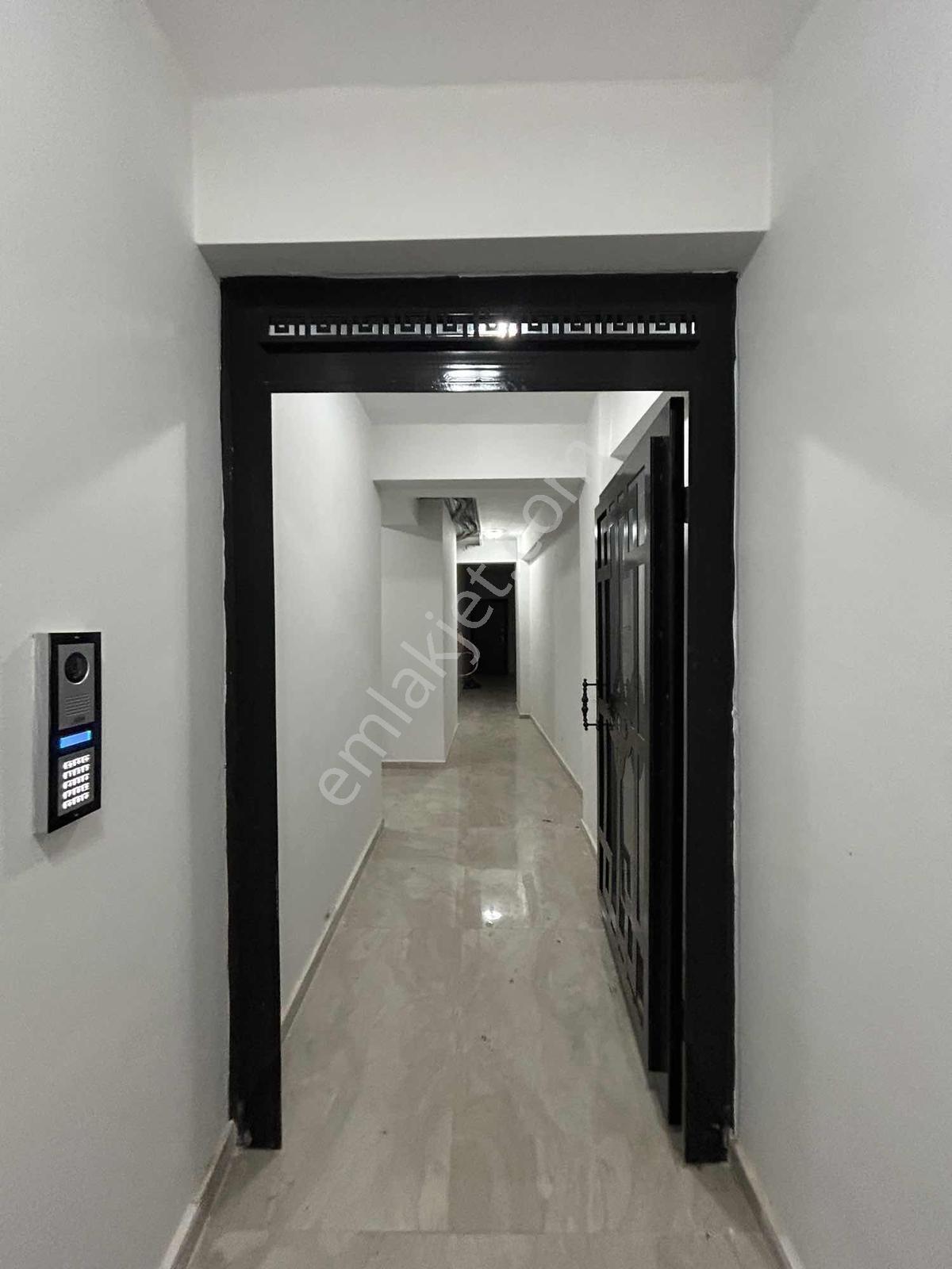 Prestijden Gömeçte Hastaneye Yakın Eşyalı Geniş 1+1 Daire - Görsel 9