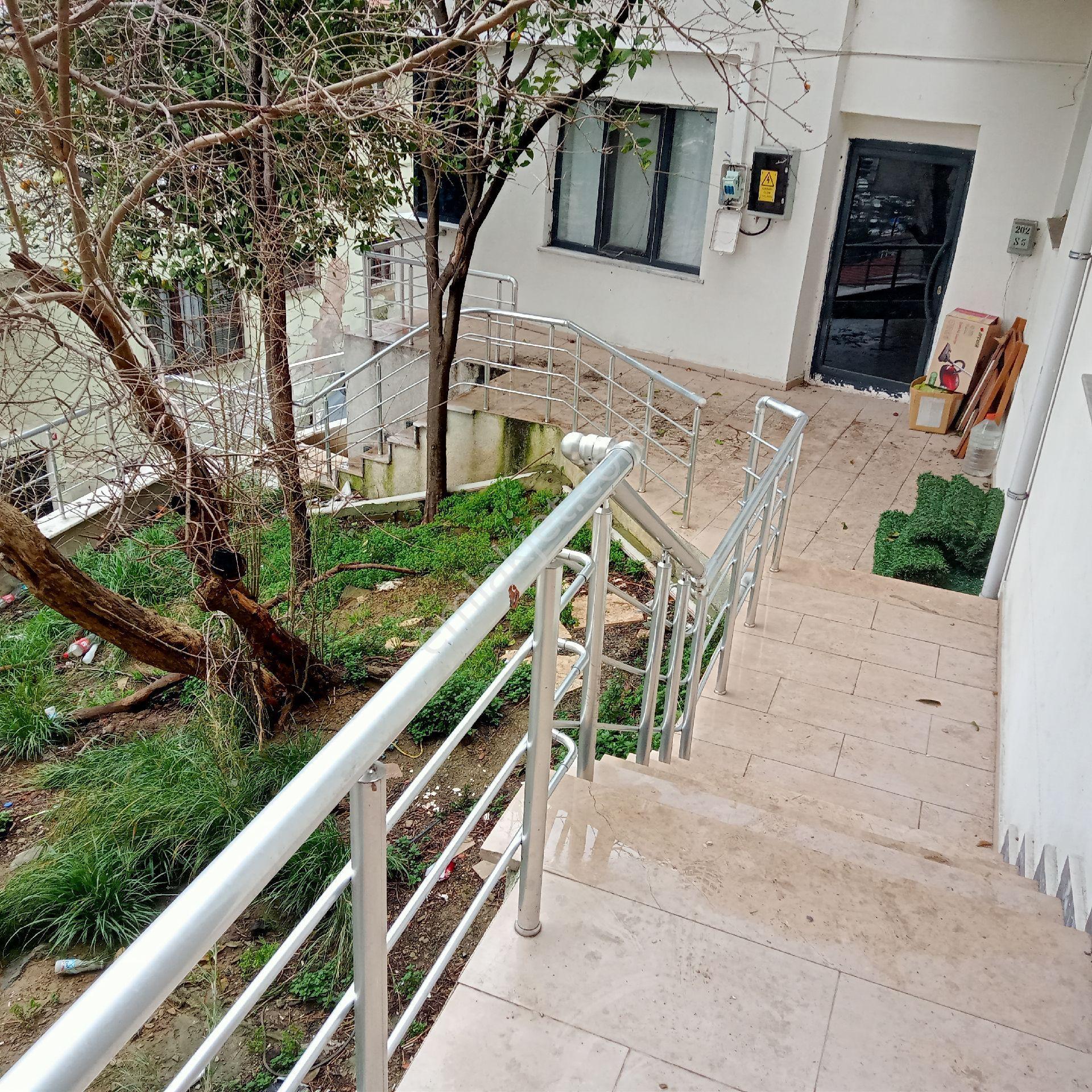 İstinye Koru Mahallesi'nde Komple Kiralık .bina - Görsel 11