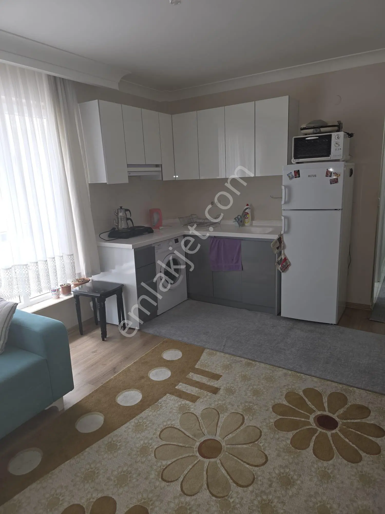 Kurtuluş ,teveküller Sk.ta ,eşyalı ,bağımsız ,kapalı Otoparklı ,arka Cepheli ,merkezi Sis. - Görsel 5