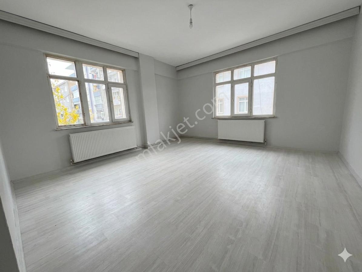 Kiralık Daire Pendik Esenyalı Mahallesi