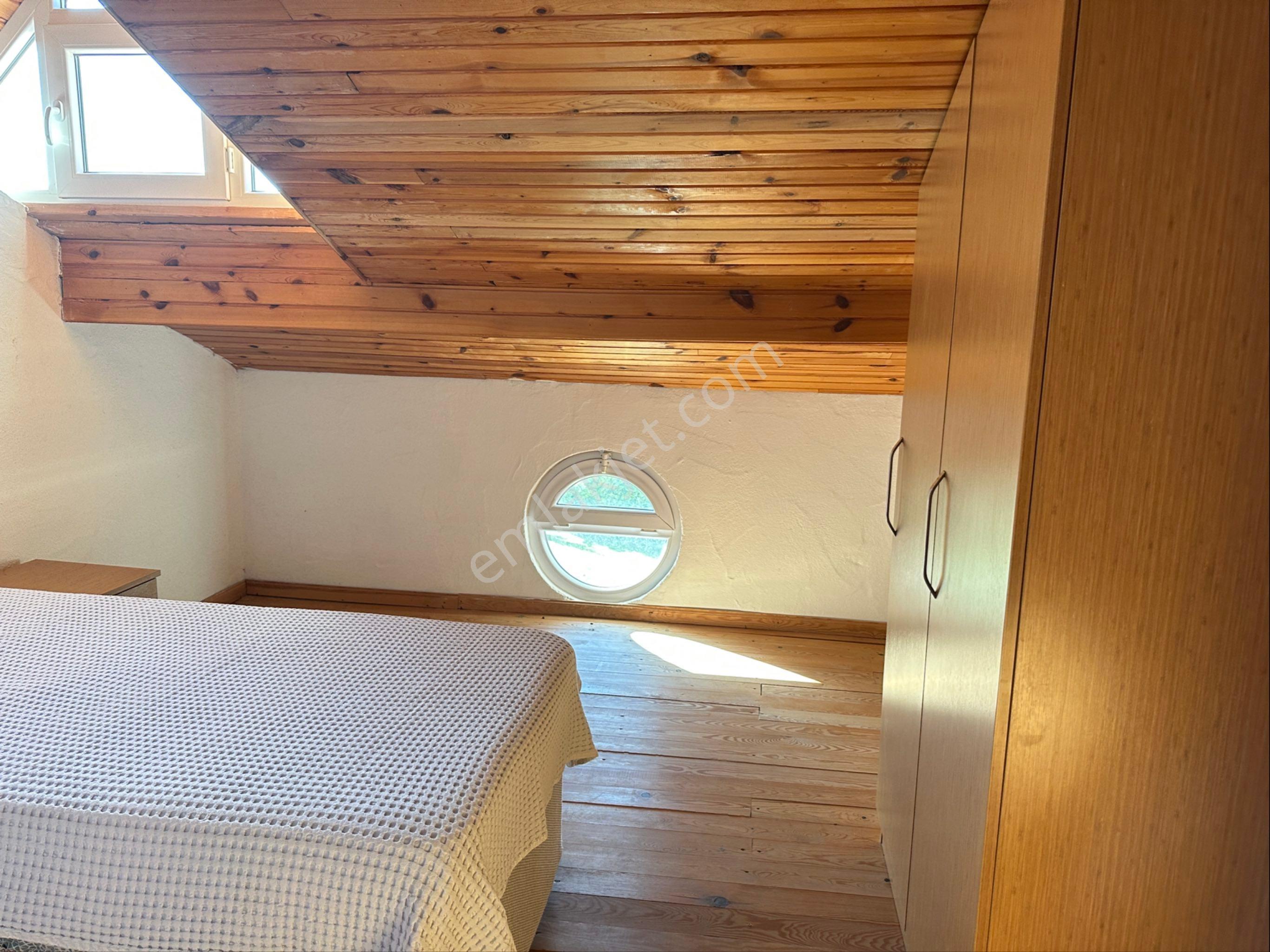 Çeşmede Havuzlu Kiralık Villa(sezonluk) - Görsel 12