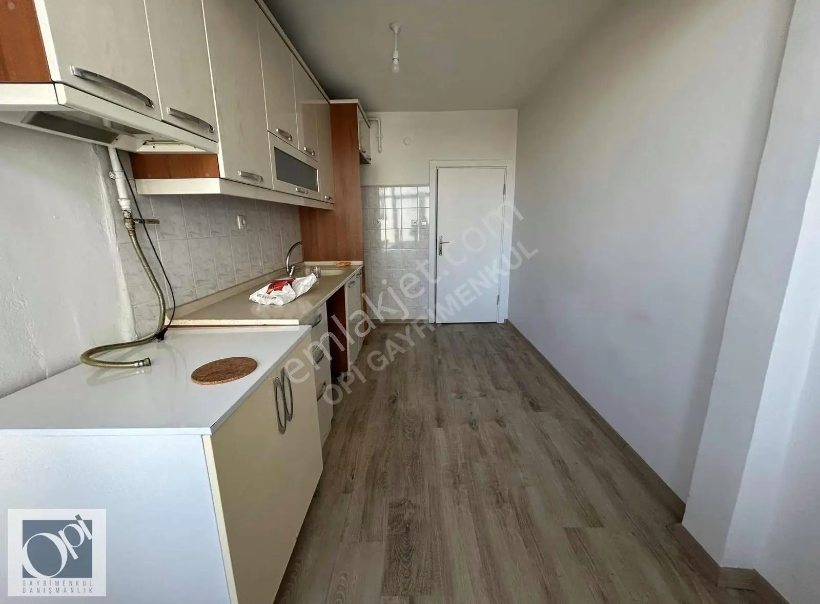 Pendik Kaynarca'da Kiralık 2+1 Daire - Görsel 6