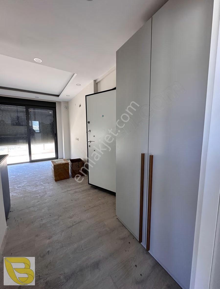 Nuray Ayhan'dan Çıplaklı Mah. Kiralık 1+1 Daire - Görsel 9