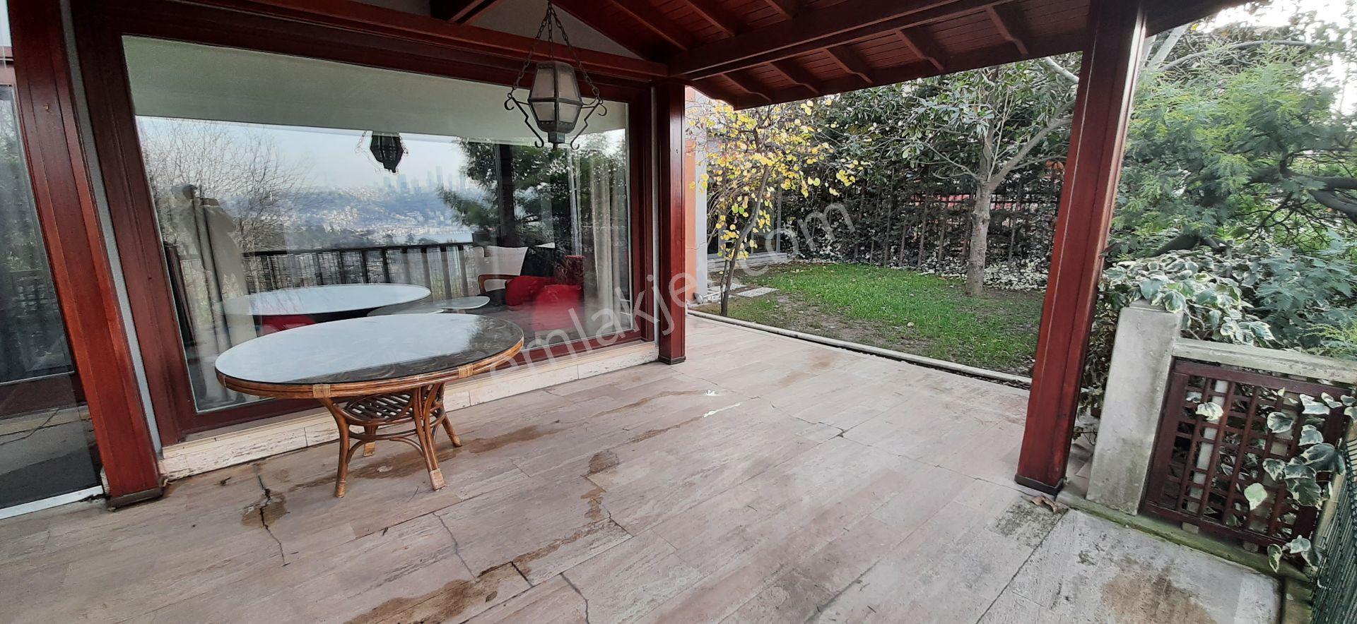 Çengelköy'de Boğaz Manzaralı Villa Asude Konaklarında 4+4 380 M2 - Görsel 11