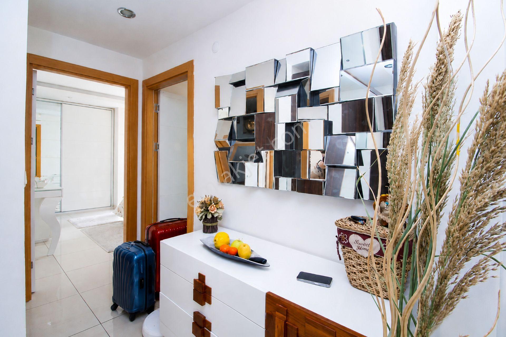 Cikcilli'de Prestijli Sitede Geniş Eşyalı 2+1 Daire - Görsel 19