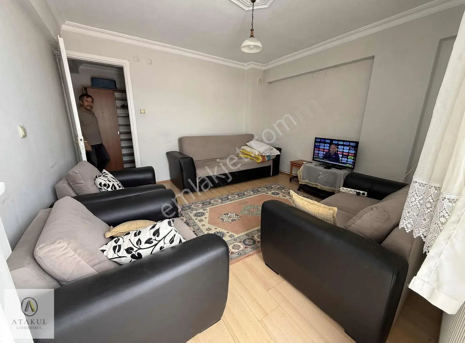 Atakul Gayrimenkul-çevikbir Meydan'da Eşyalı Teraslı 90m2 2+1 - Görsel 2