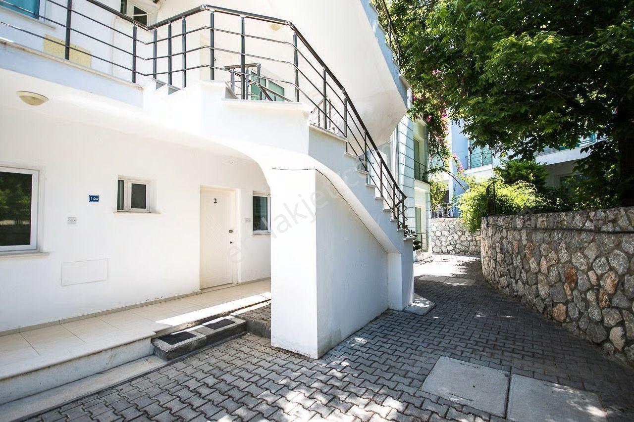 Satılık Daire - 2+1 Lapta, Girne, Kuzey Kıbrıs