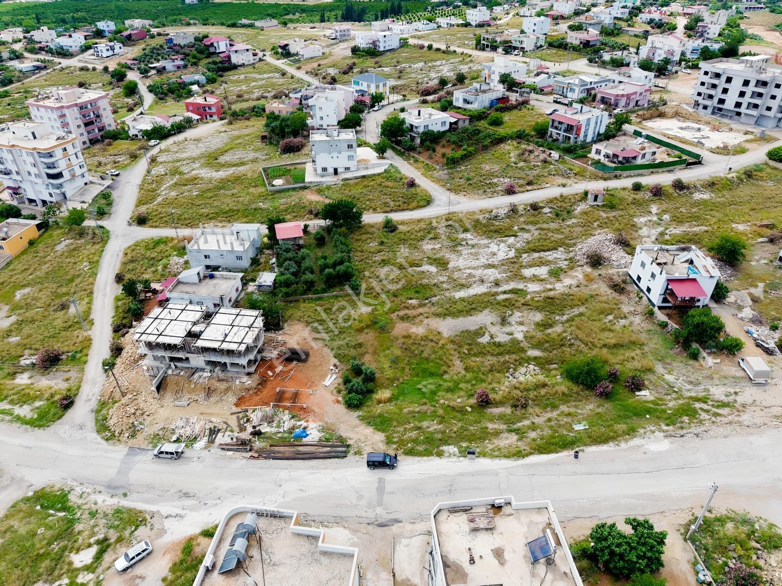 Kozan Gayrimenkulden 4 Kata İmarlı Fırsat Arsa