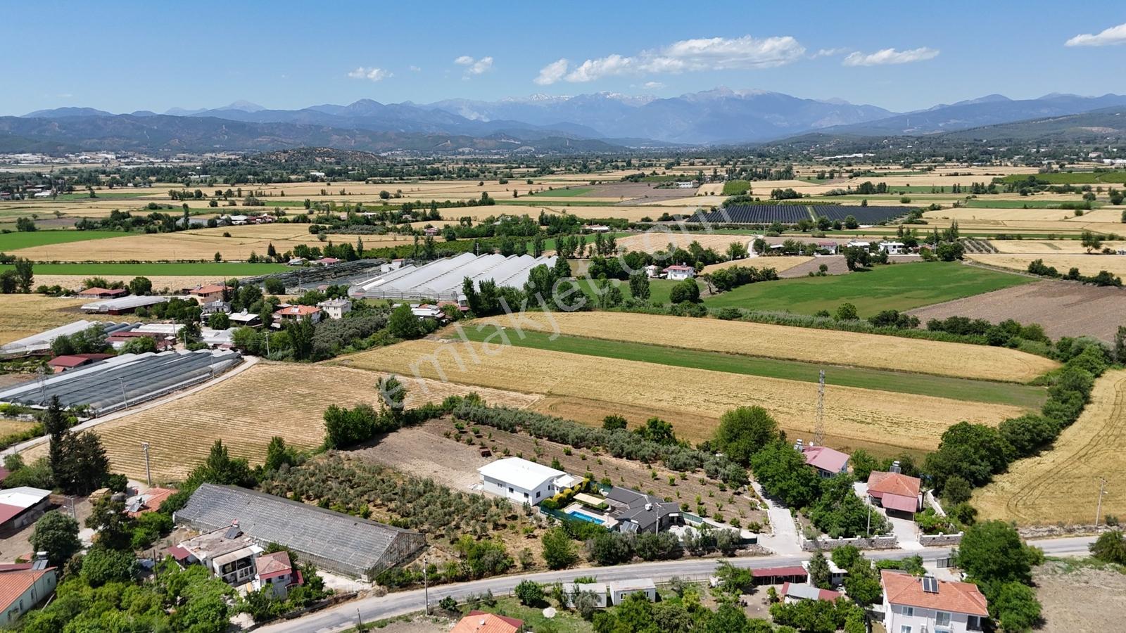 Seydikemer Çamurköyde Satılık 6.000 M² Tarla - Görsel 8