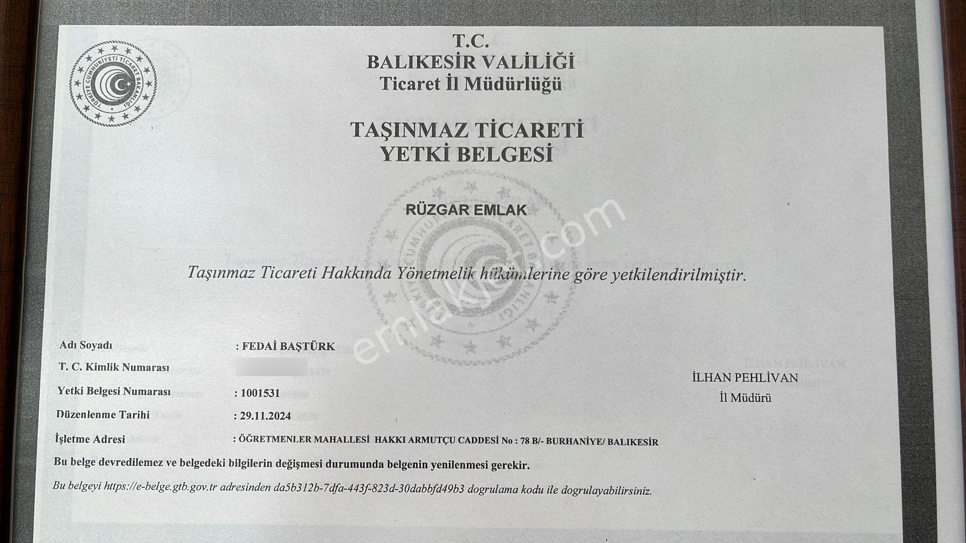 Öğretmenlerde Minibüs Caddesine Cephe 50 M2 Dükkan