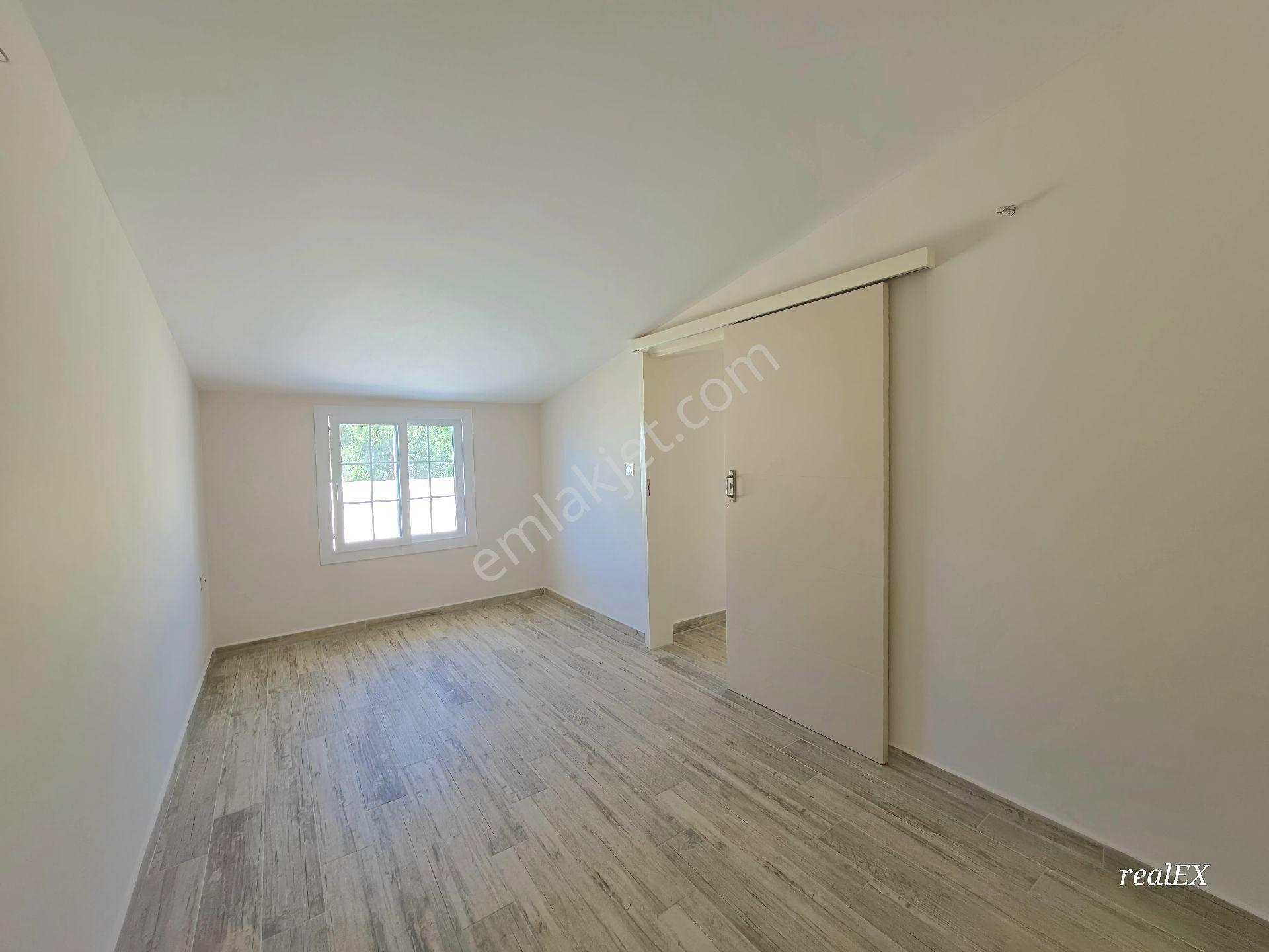 Özdere Çukuraltı Merkezde Geniş Odalı 3+1 Villa - Görsel 14