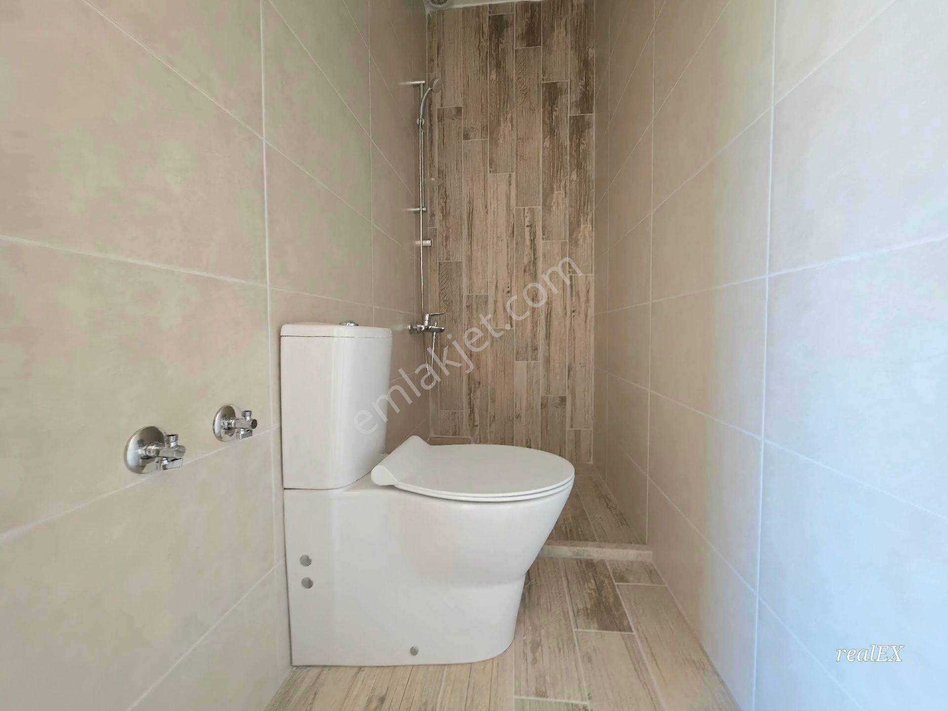 Özdere Çukuraltı Merkezde Geniş Odalı 3+1 Villa - Görsel 10