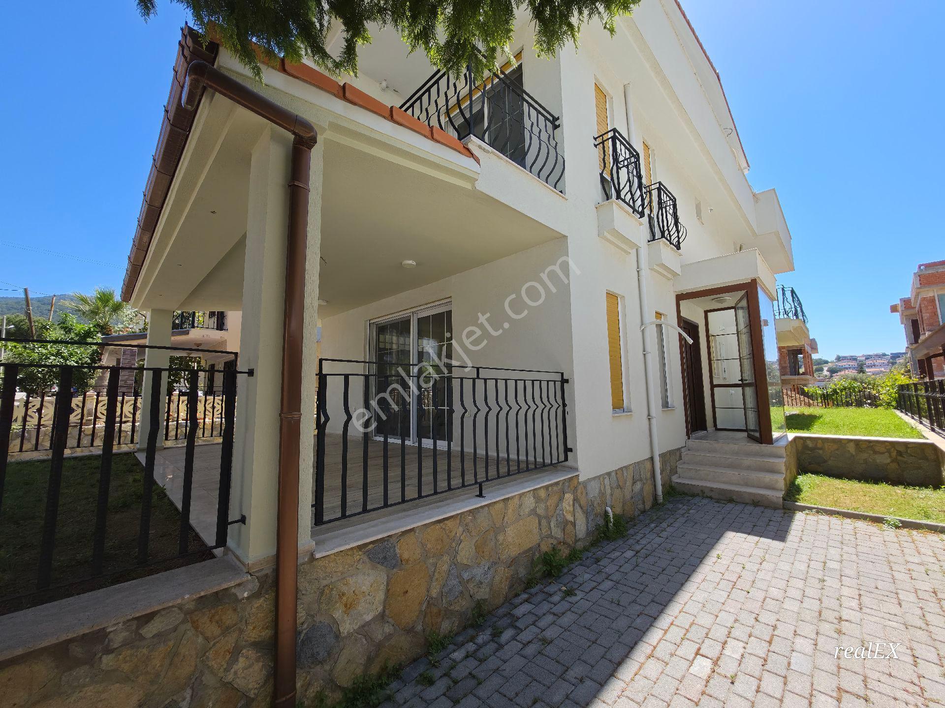 Özdere Çukuraltı Merkezde Geniş Odalı 3+1 Villa - Görsel 27