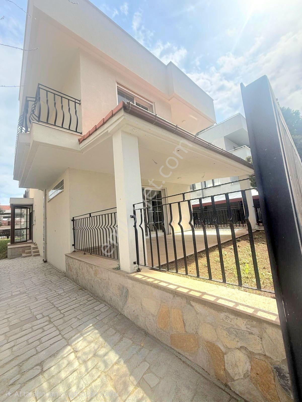 Özdere Çukuraltı Merkezde Geniş Odalı 3+1 Villa - Görsel 19