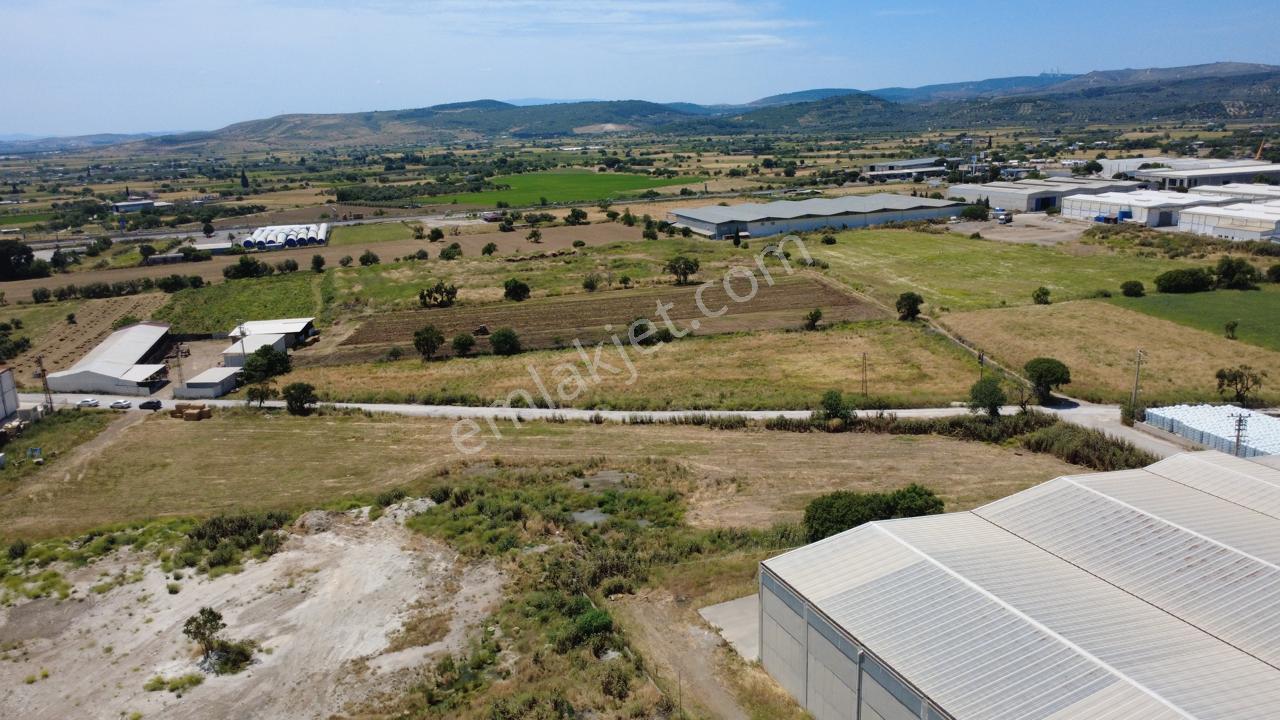 Helvacıda 8243m2 Yola Cephe Depoların Olduğu Yerde Tarla - Görsel 10