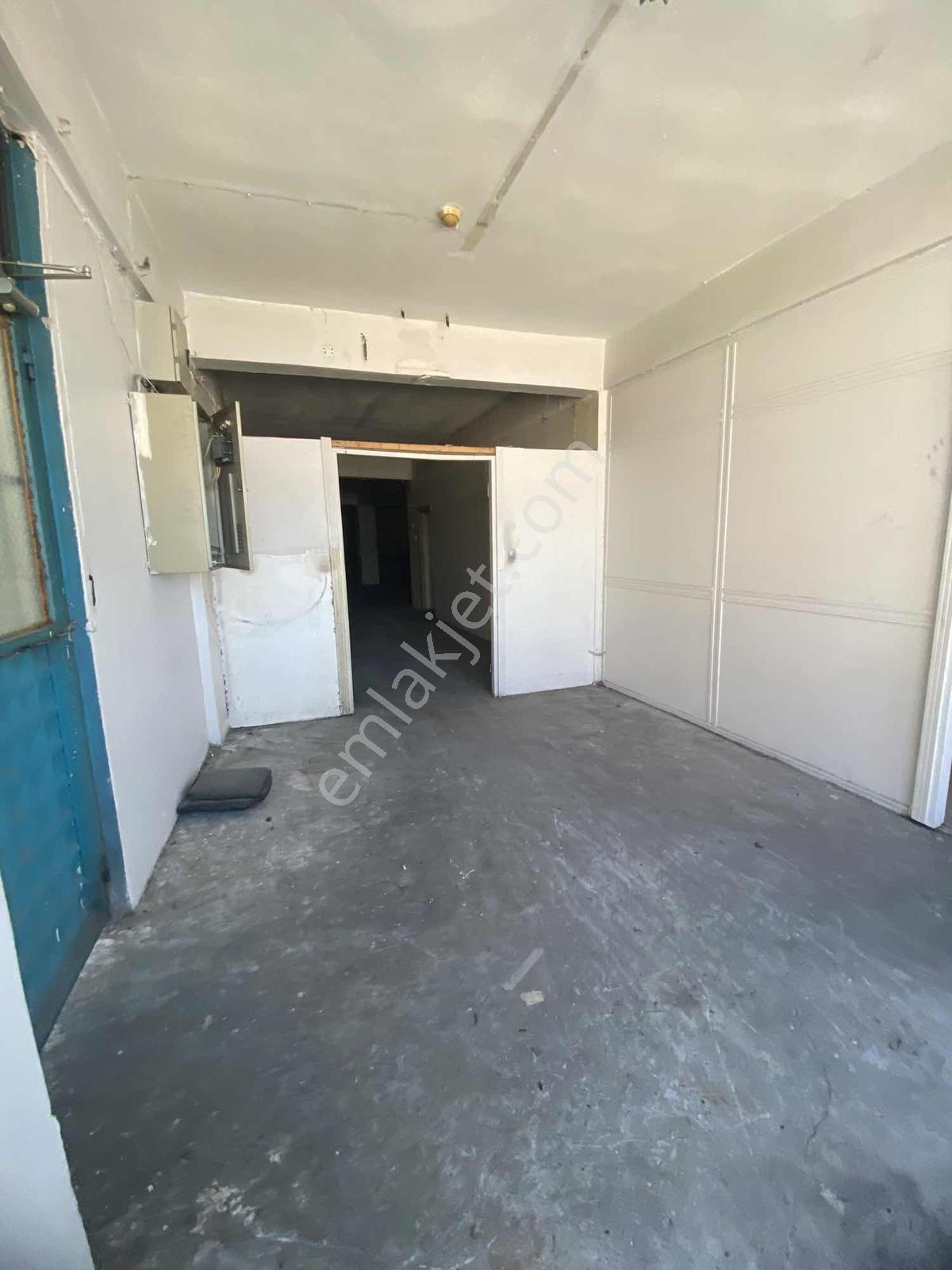 Sanayide Asansörlü Binada 300 M2 2.kat Kiralık İş Yeri - Görsel 12
