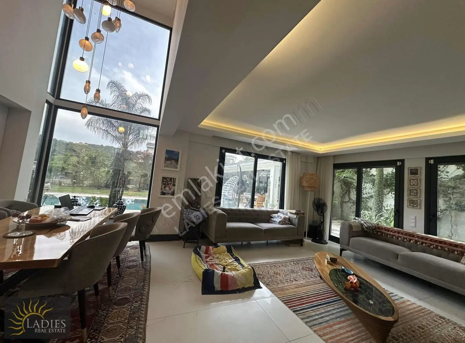 Muğla Göcek'te 4+1 Tam Müstakil Lüks Villa ( 4 Ebeveyn Banyolu) - Görsel 2
